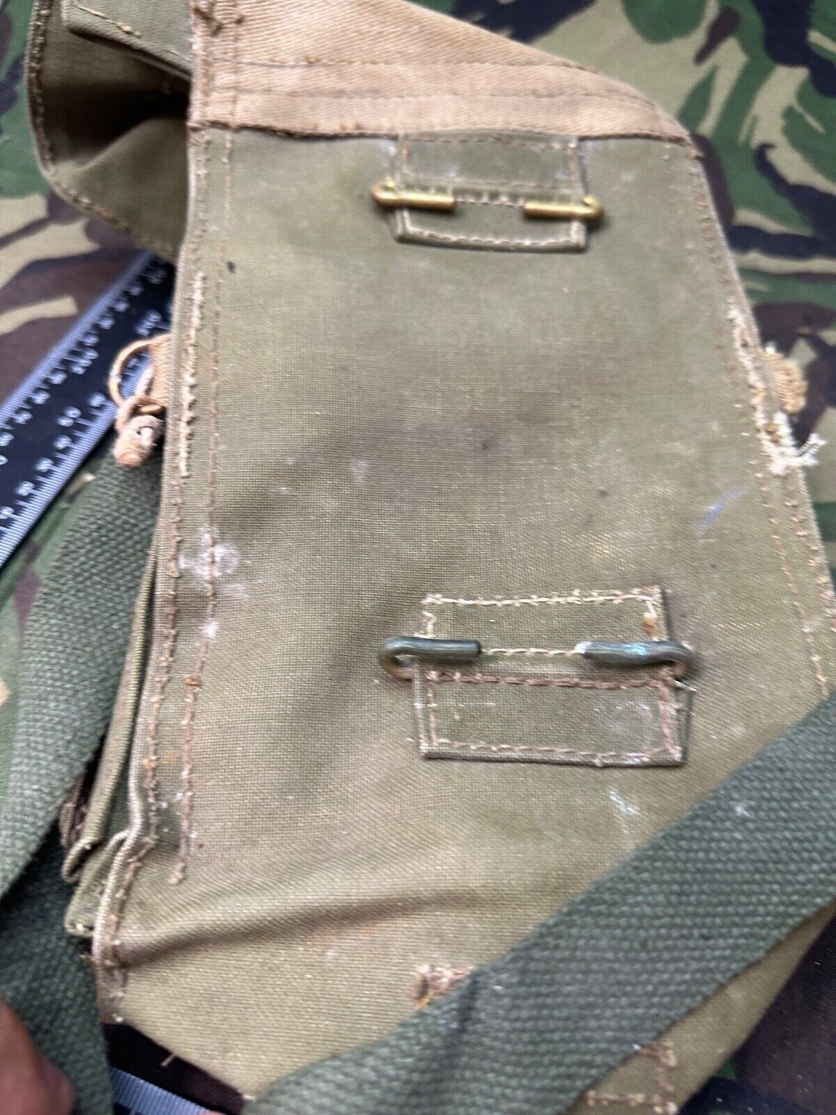 Original WW2 British Army Soldiers Assault Gas Mask Bag - The Militaria Shop