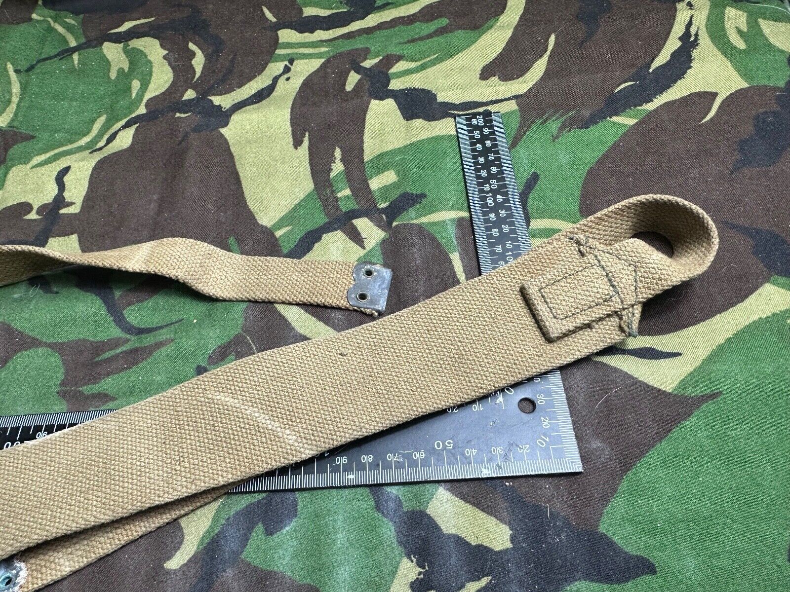 Original WW2 British Army 37 Pattern Shoulder Strap - Normal - Wartime Dated - The Militaria Shop