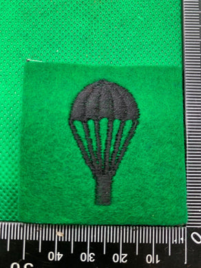 British Army Airborne Paratrooper Lightbulb Badge - Parachute Qualification - The Militaria Shop