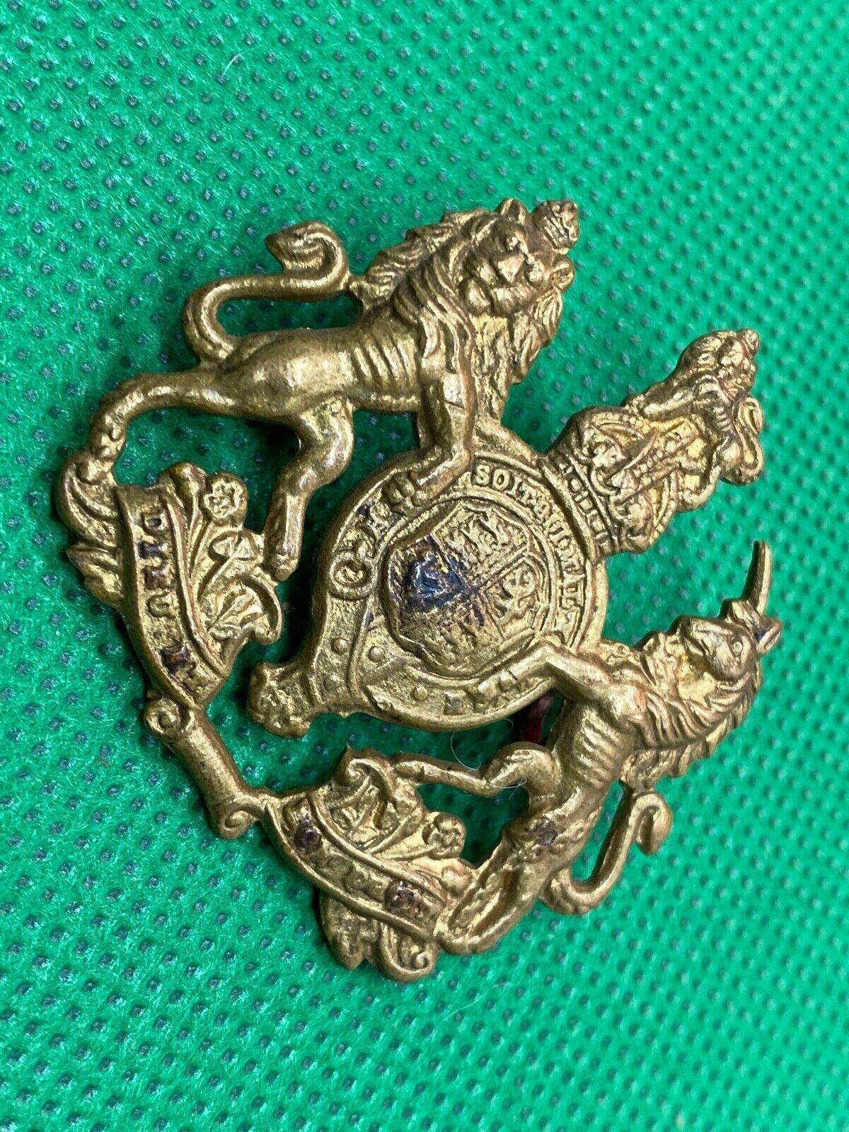 Original WW1 / WW2 British Army General Service Cap Badge - The Militaria Shop