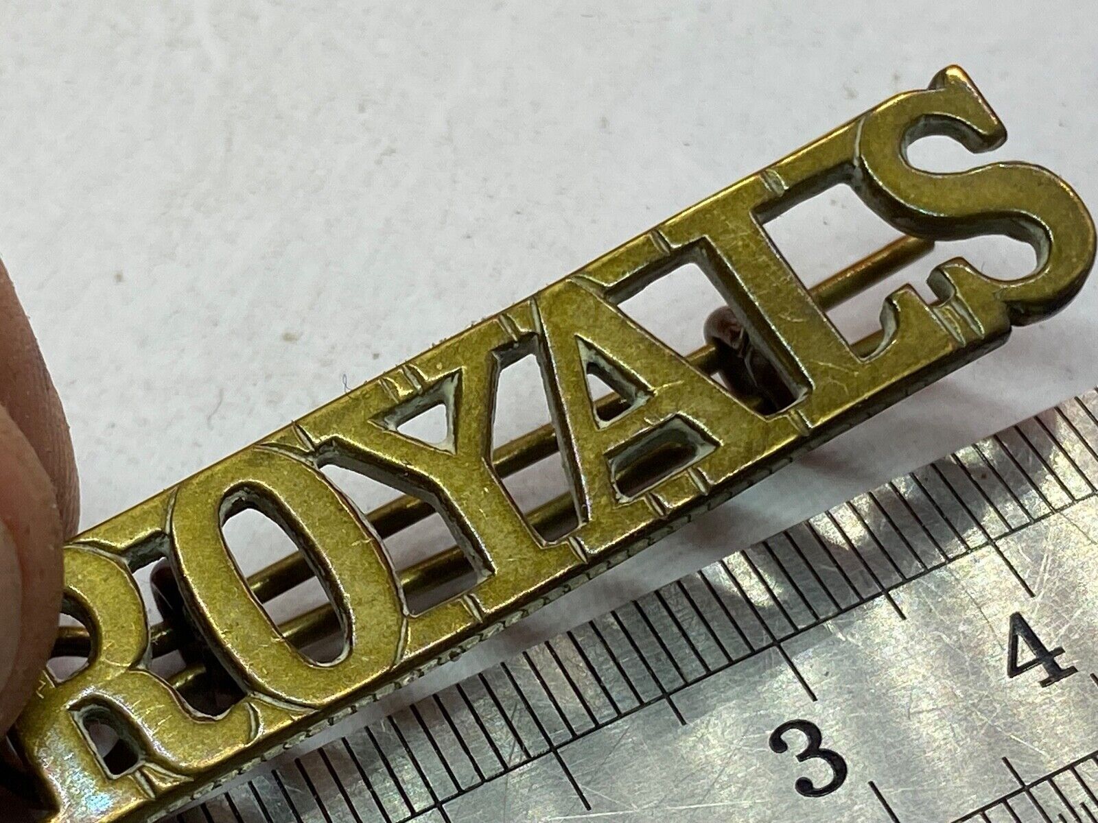Original British Army WW1 ROYALS Regiment Shoulder Title - The Militaria Shop