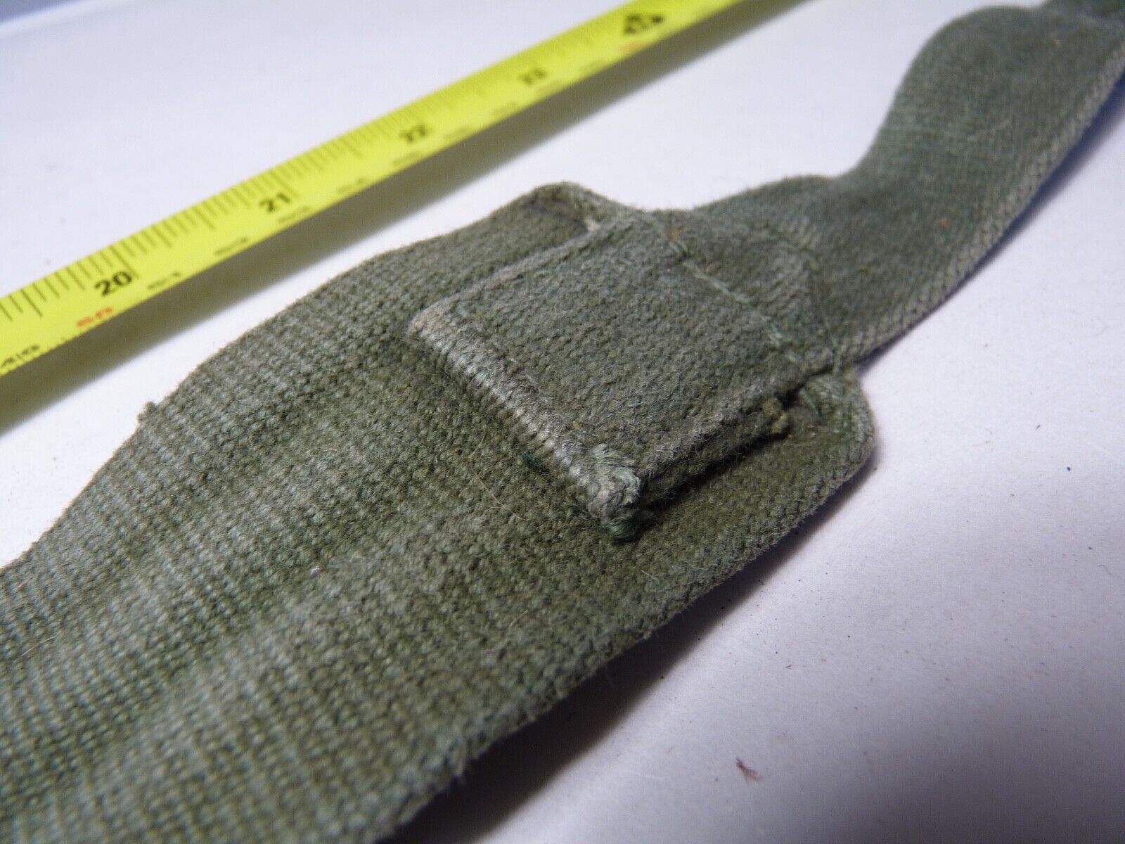 Original WW2 British Army 44 Pattern Shoulder / Extended Equipment Strap - 1945 - The Militaria Shop