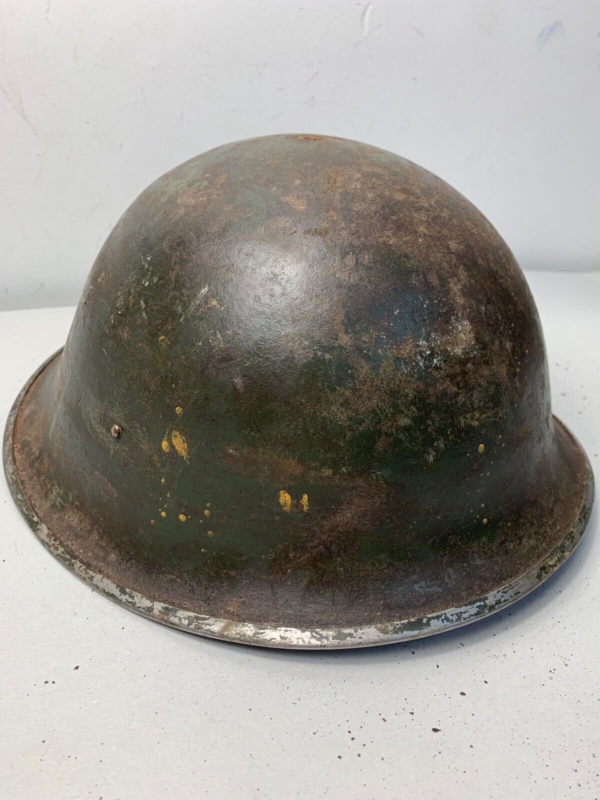 Mk3 Canadian / British Army Original WW2 Turtle Helmet High Rivet - The Militaria Shop