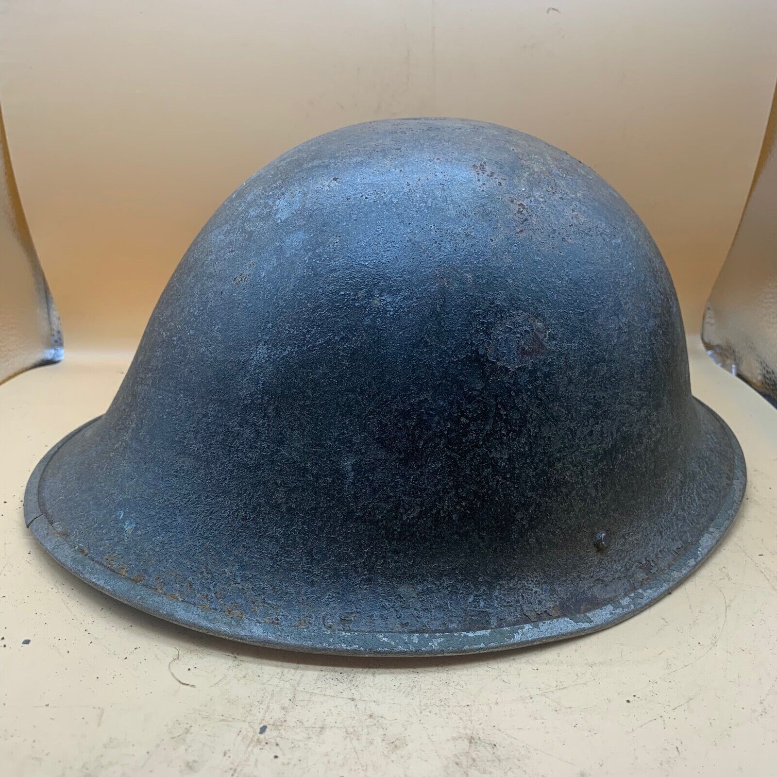 Original WW2 Onwards (1945-1952) British Army Mk4 Turtle Helmet - The Militaria Shop