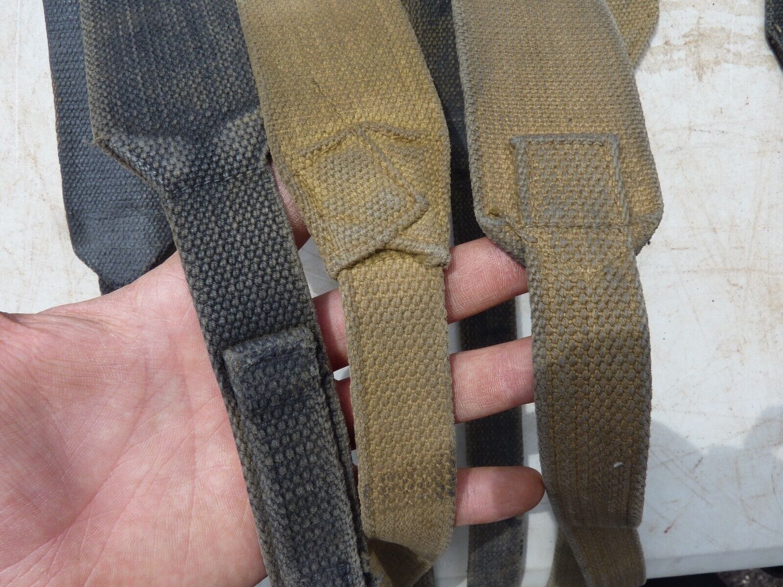 Original WW2 British RAF Blue Blanco Shoulder Strap 37 Pattern - The Militaria Shop