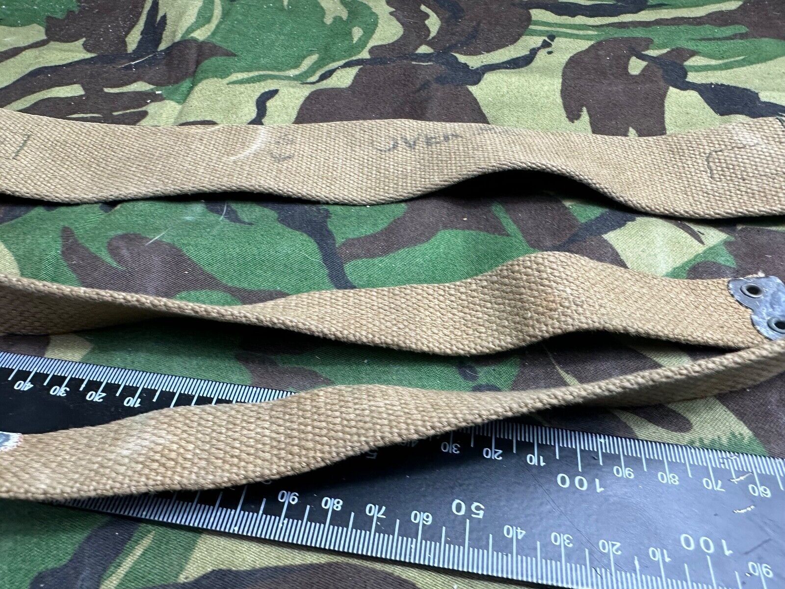 Original WW2 British Army 37 Pattern Shoulder Strap - Normal - Wartime Dated - The Militaria Shop