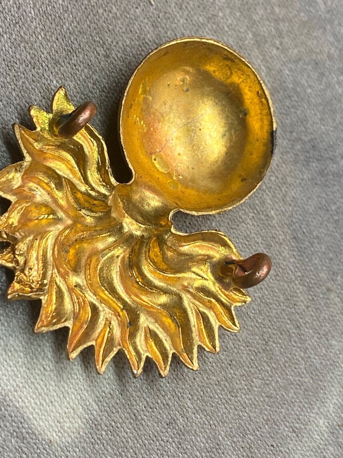 Original WW1 / WW2 British Army Grenadier Guards Cap Badge - The Militaria Shop