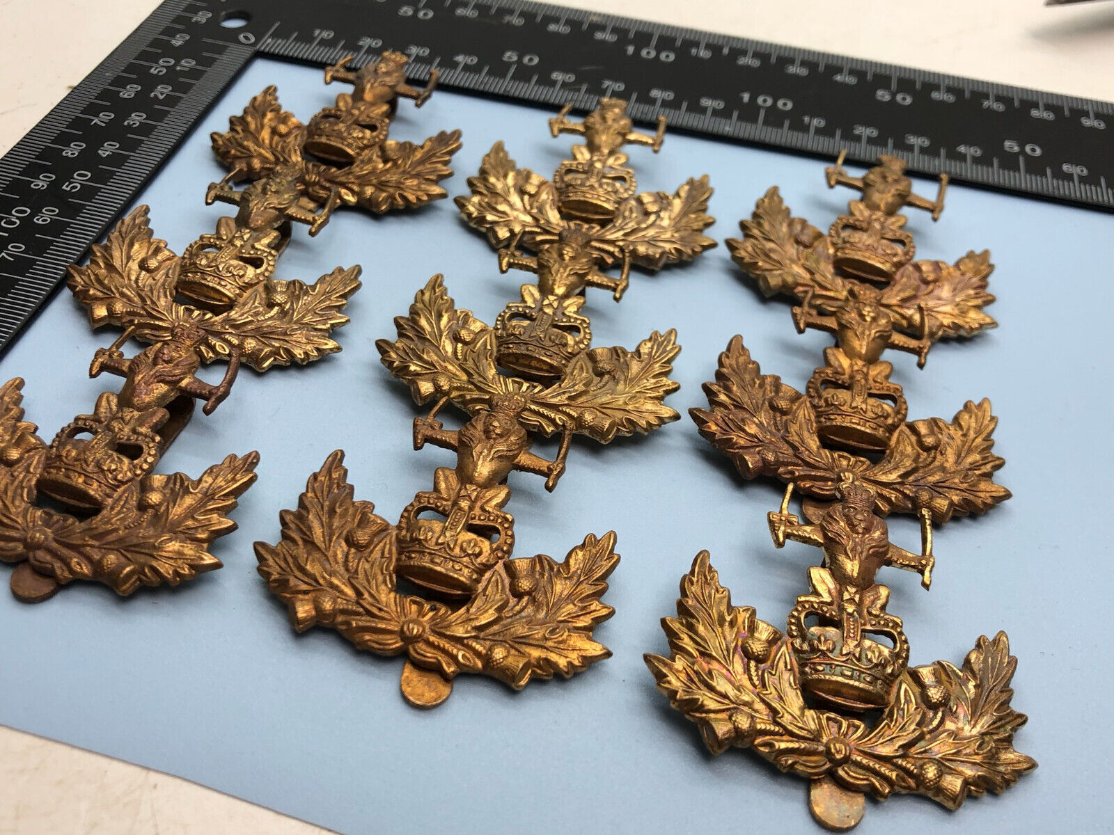 Original British Army Queens Own Royal Glasgow Yeomanry Regiment Cap Badge - The Militaria Shop