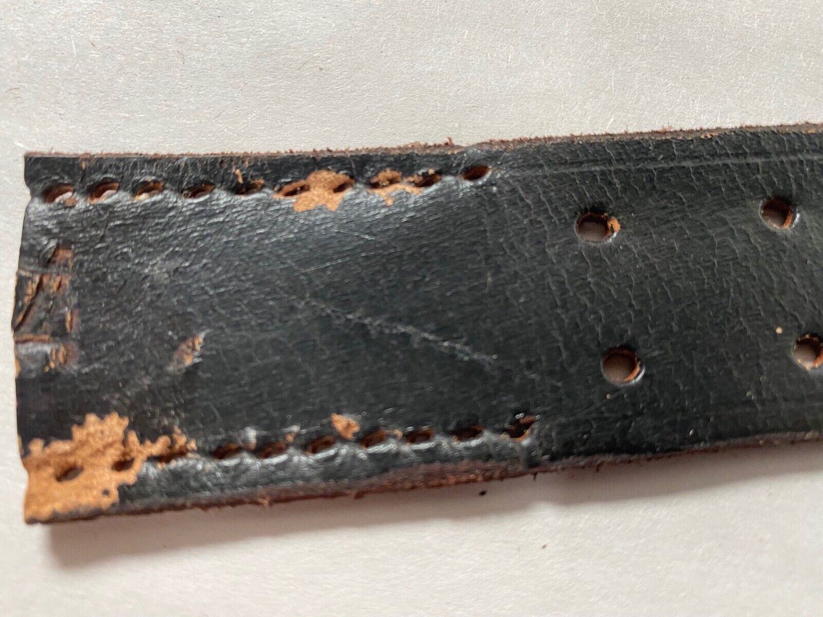 WW2 German Army belt leather fastening strip. Black leather reproduction. - The Militaria Shop