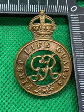 Load image into Gallery viewer, British Army - The First Life Guards GV Cap Badge - The Militaria Shop
