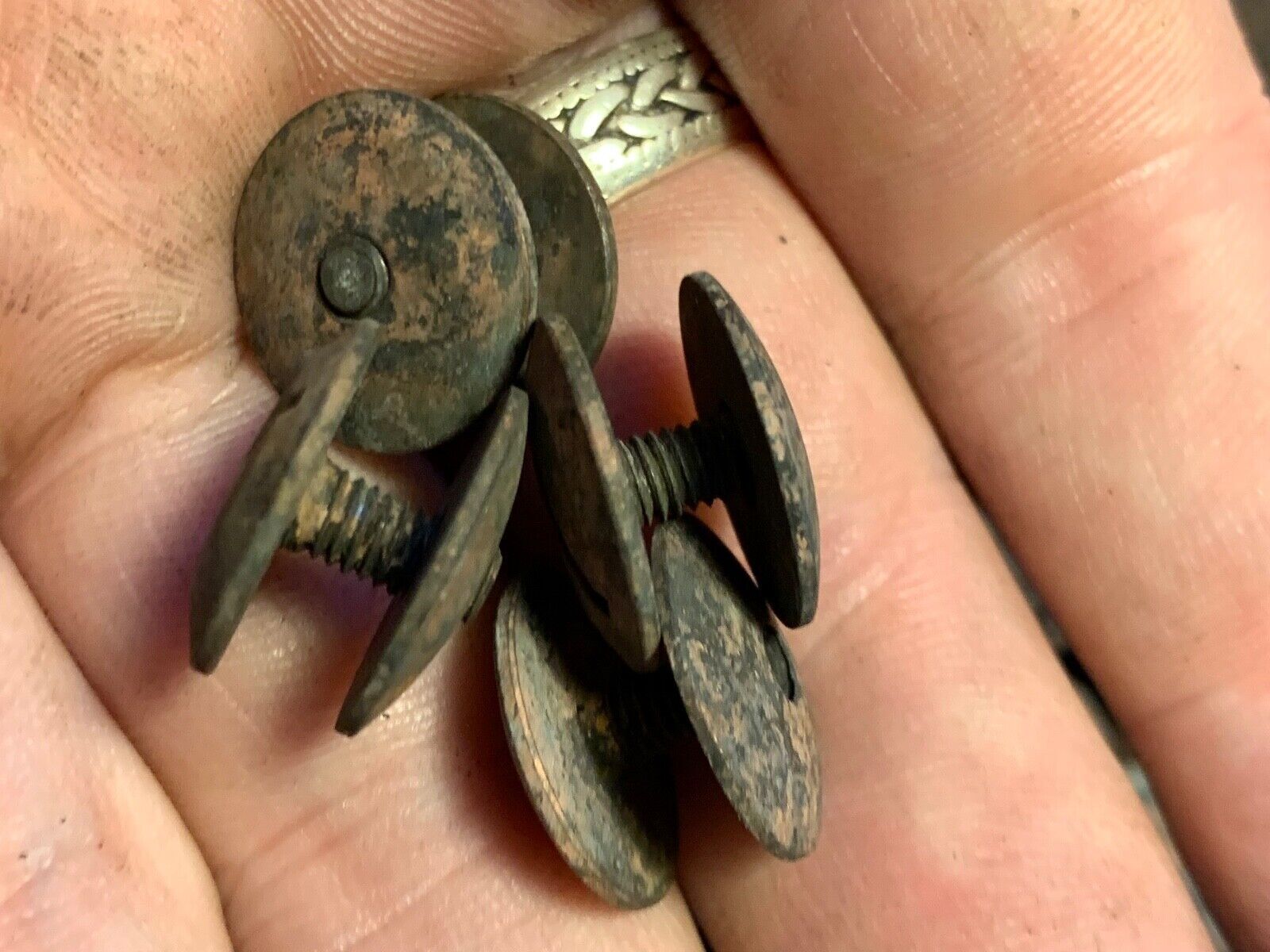 WW2 British Army Brodie / Turtle Mk1/2/3/4 Helmet Brass Dome Screw & Nut Set - The Militaria Shop