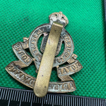 Charger l&#39;image dans la galerie, Original WW2 British Army Royal Army Ordnance Corps Cap Badge - The Militaria Shop
