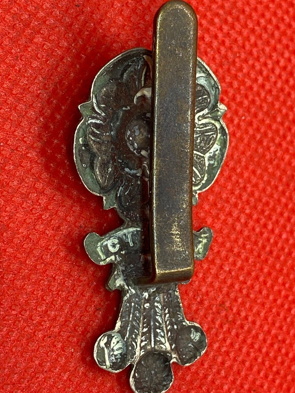 Original British Army Yorkshire Hussars Cap Badge with Rear Slider - The Militaria Shop