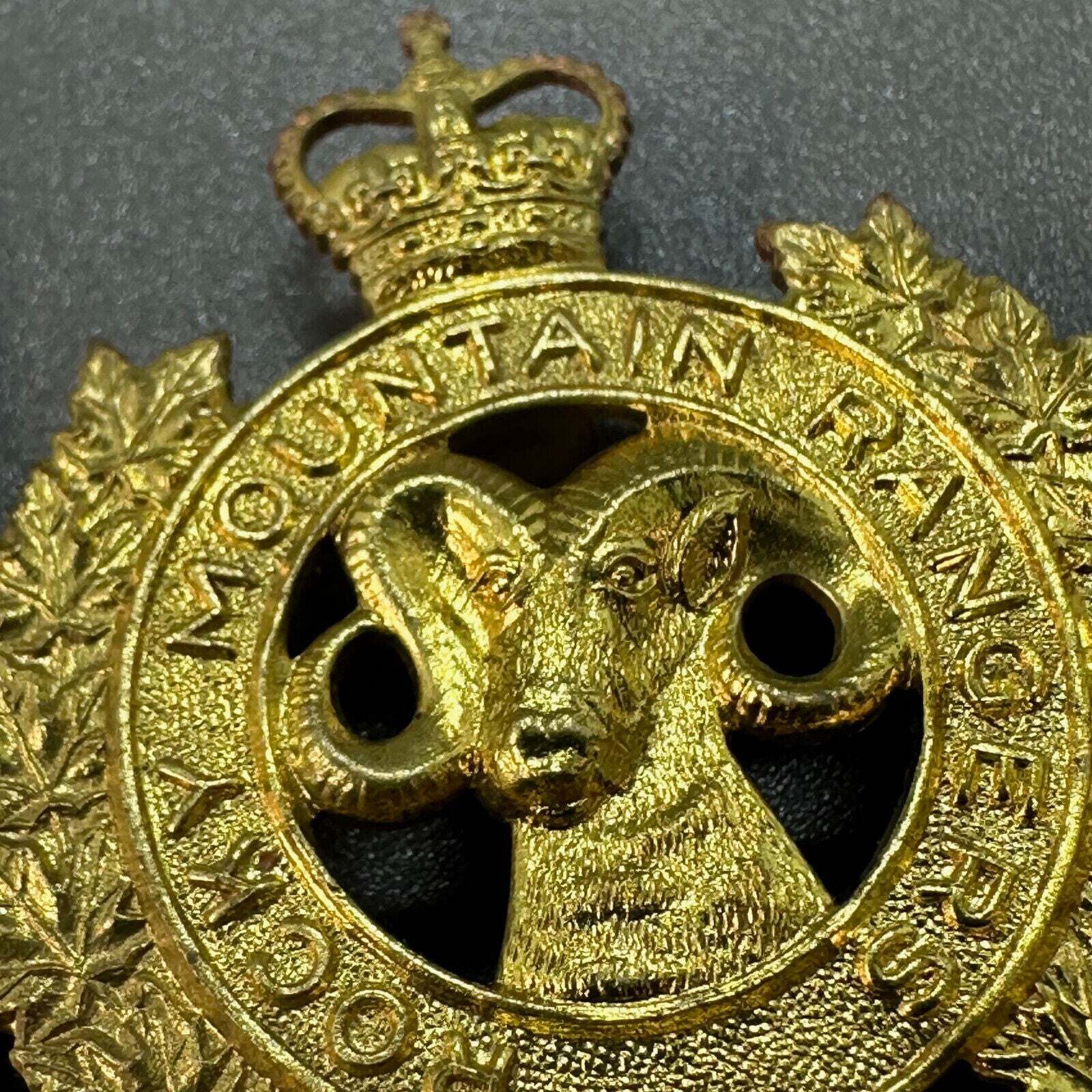 Rocky Mountain Rangers - Kloshe Nanitch - Genuine Canadian Army Cap Badge - The Militaria Shop