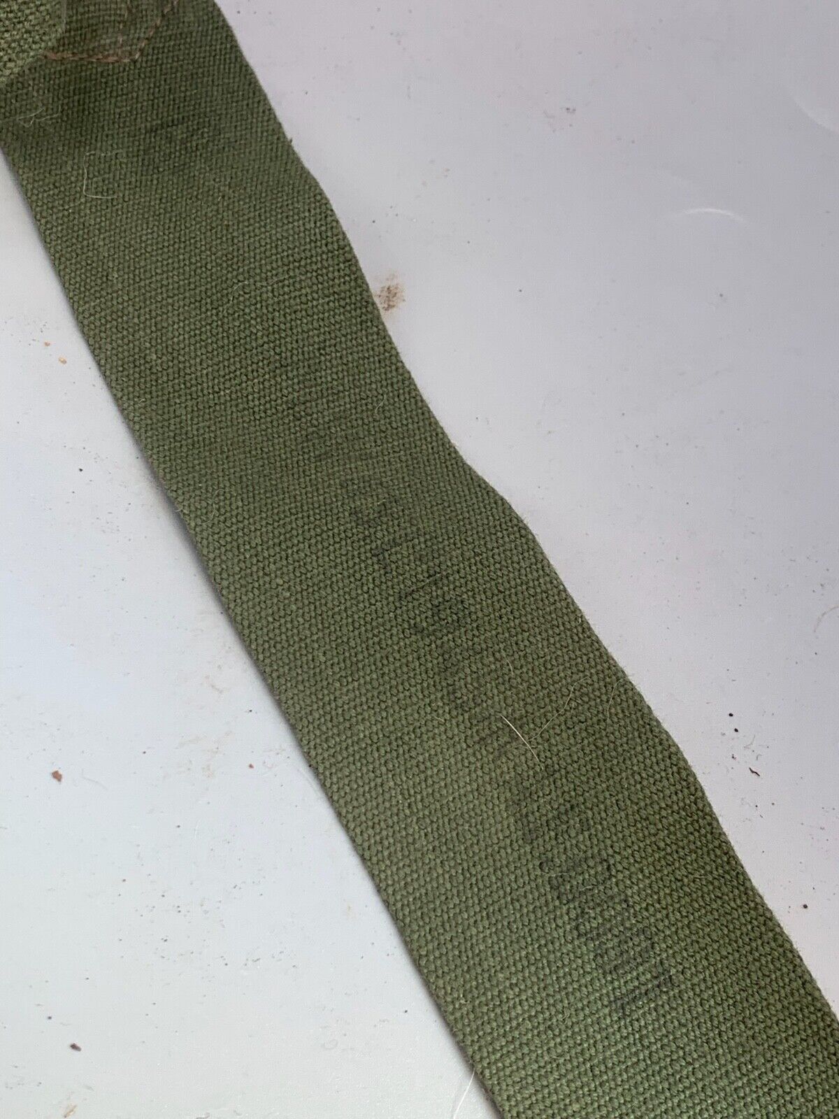 Original WW2 British Army 44 Pattern Shoulder Strap - 1945 Dated - The Militaria Shop