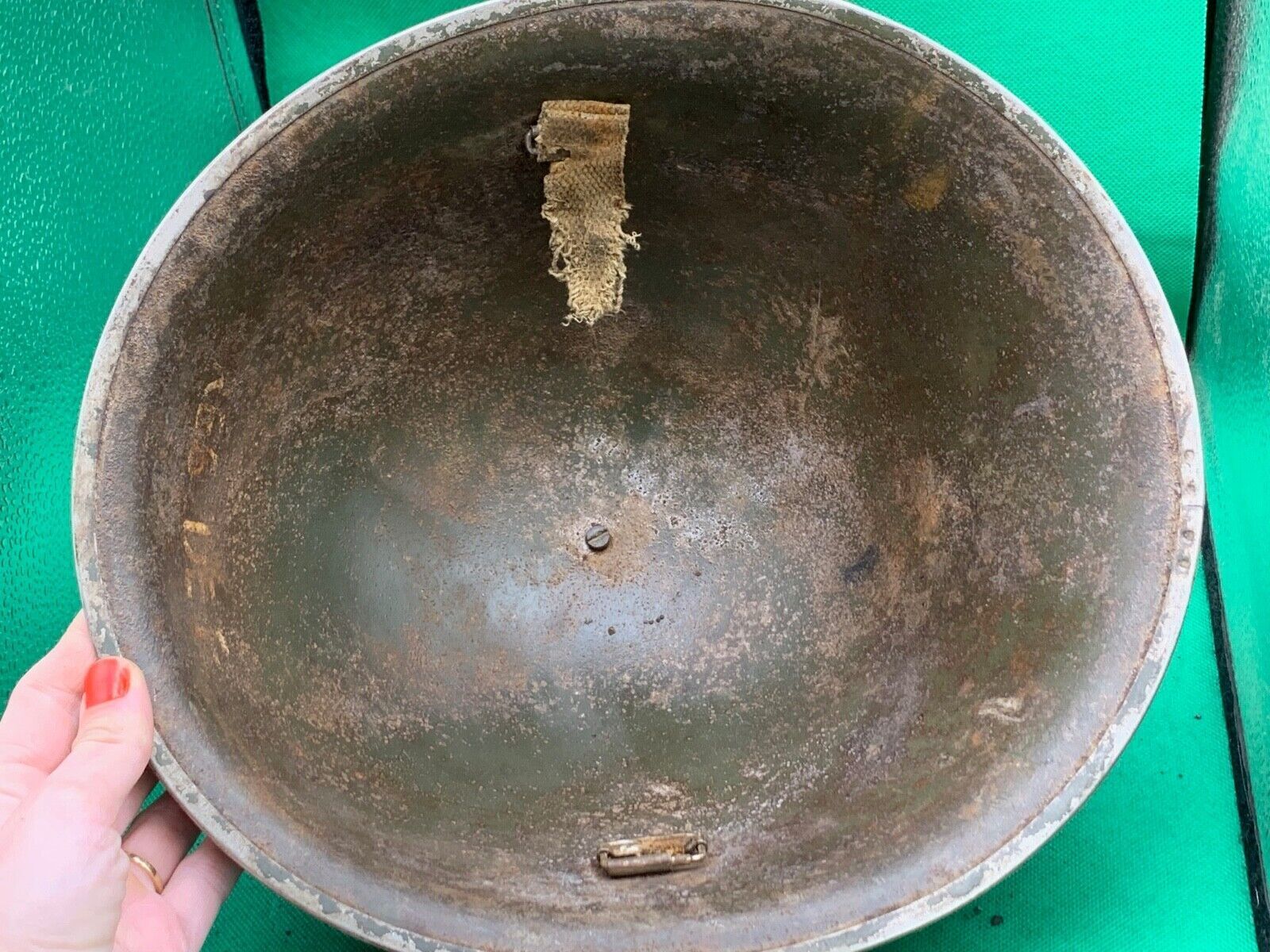 Genuine WW2 Canadian & British Army Helmet - Turtle Mk3 Helmet - The Militaria Shop