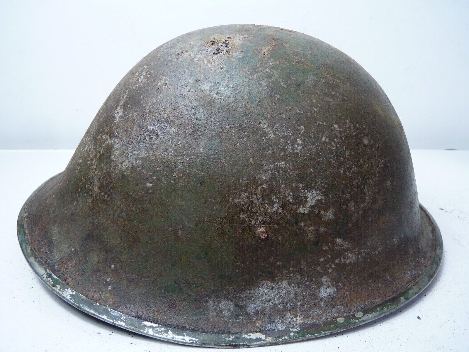 Mk3 Canadian / British Army Original WW2 Turtle Helmet High Rivet - The Militaria Shop