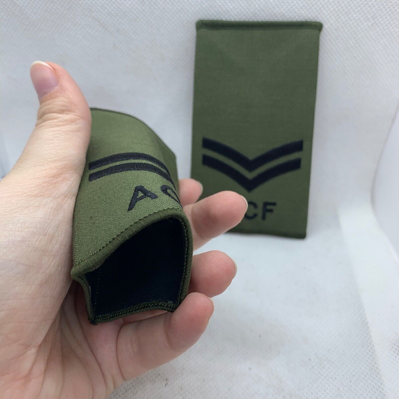 Cadet ACF OD Green Rank Slides / Epaulette Pair Genuine British Army - NEW - The Militaria Shop