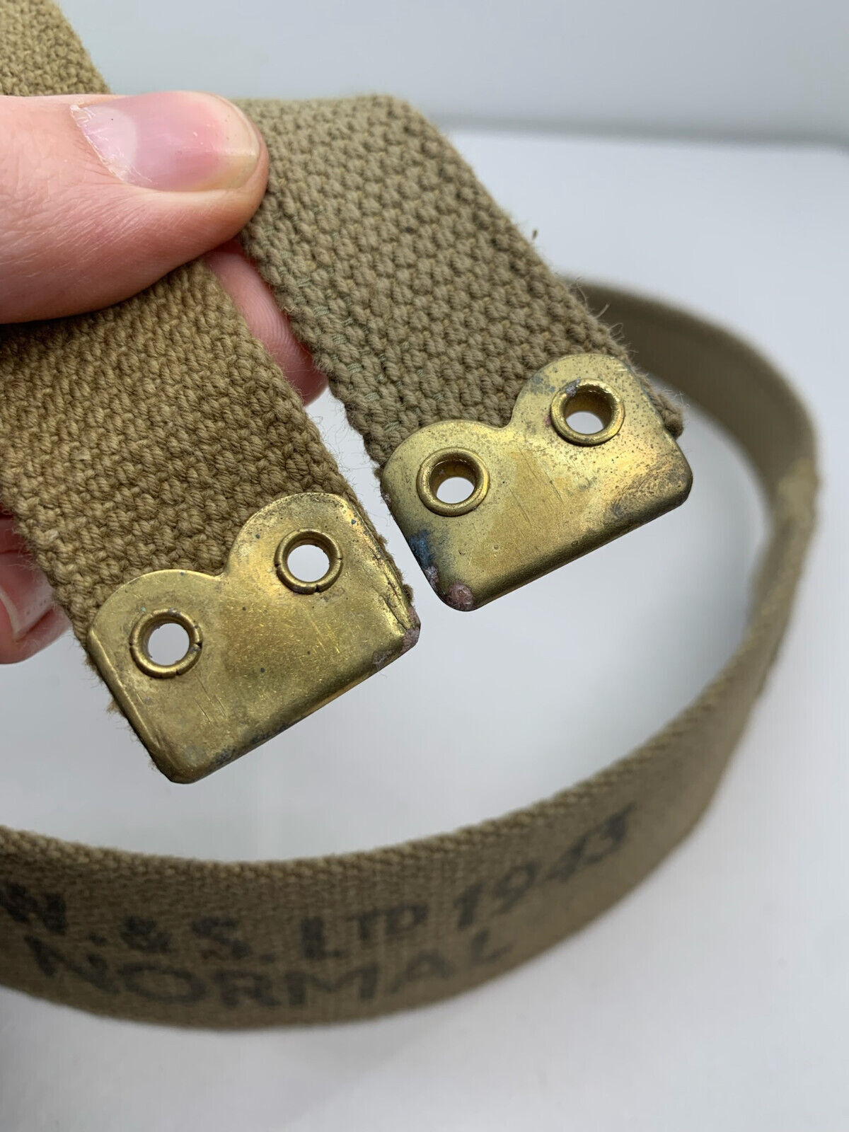 Original WW2 British Army 37 Pattern Shoulder Strap - M.W&S 1943 Dated - The Militaria Shop
