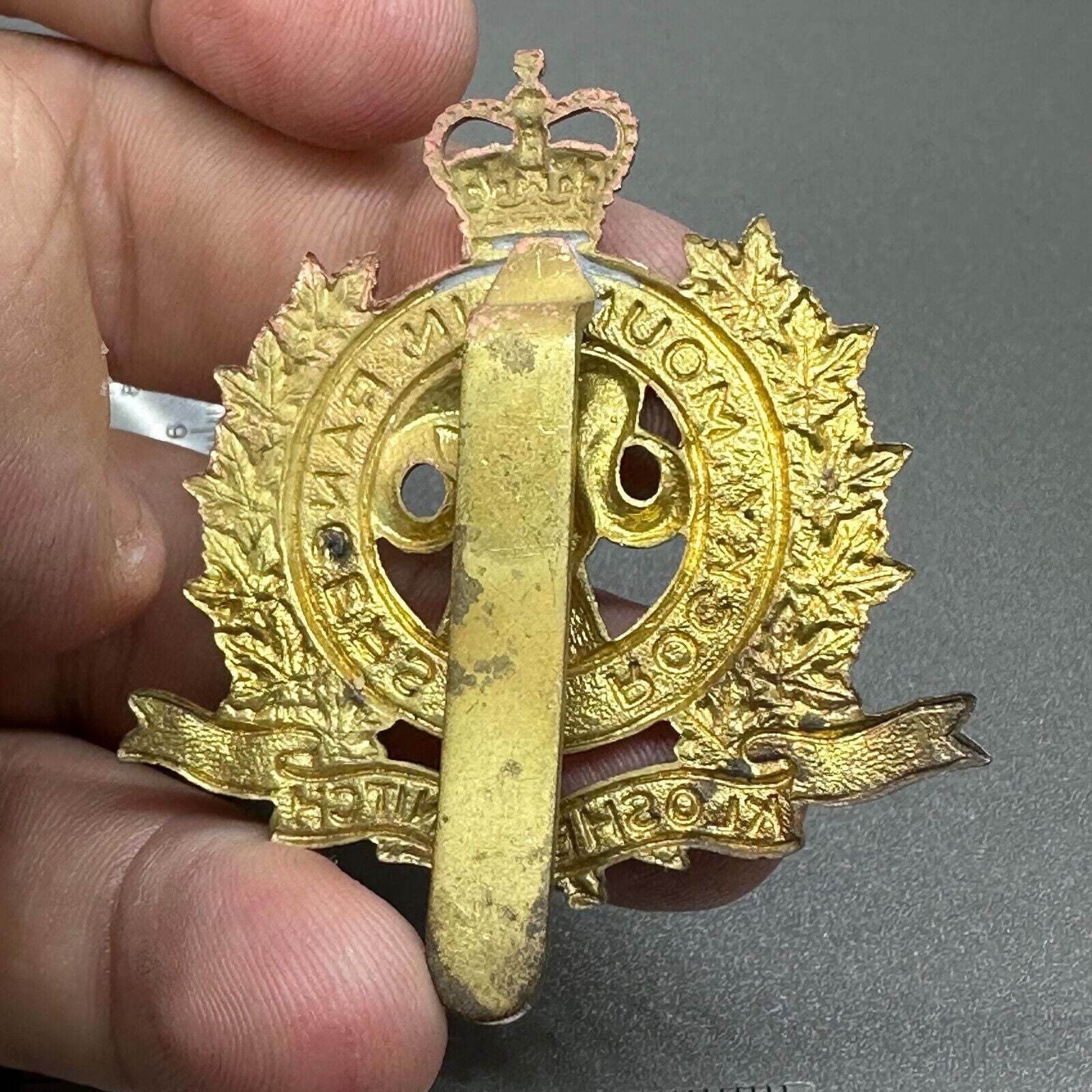 Rocky Mountain Rangers - Kloshe Nanitch - Genuine Canadian Army Cap Badge - The Militaria Shop