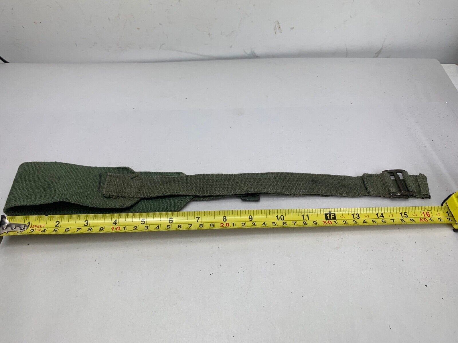 Original WW2 British Army 44 Pattern Shoulder Strap - 1945 Dated - The Militaria Shop