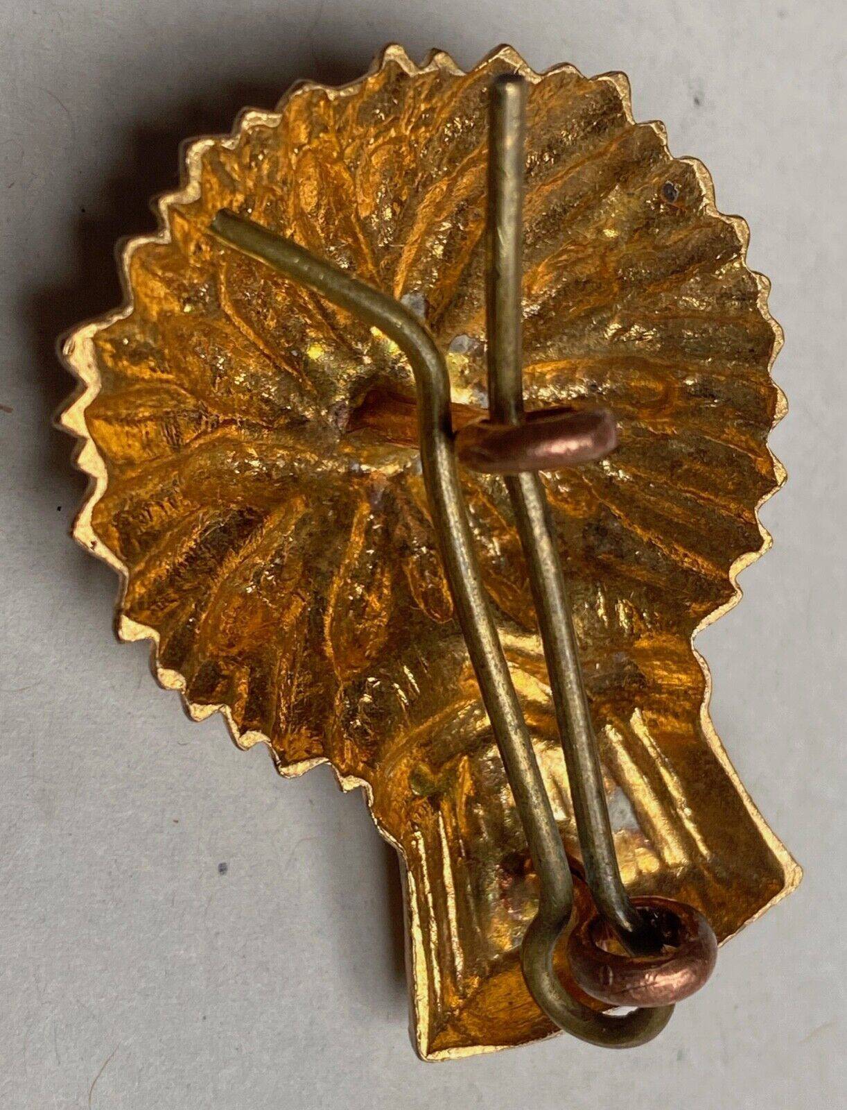 WW1 / WW2 British Army - Lothians and Border Horse gilt brass cap badge. - The Militaria Shop