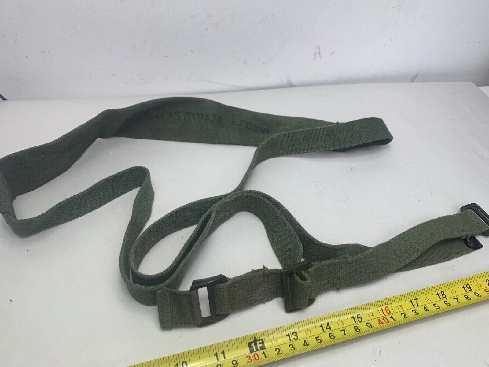 Original WW2 British Army 44 Pattern Shoulder Strap - 1945 Dated - The Militaria Shop