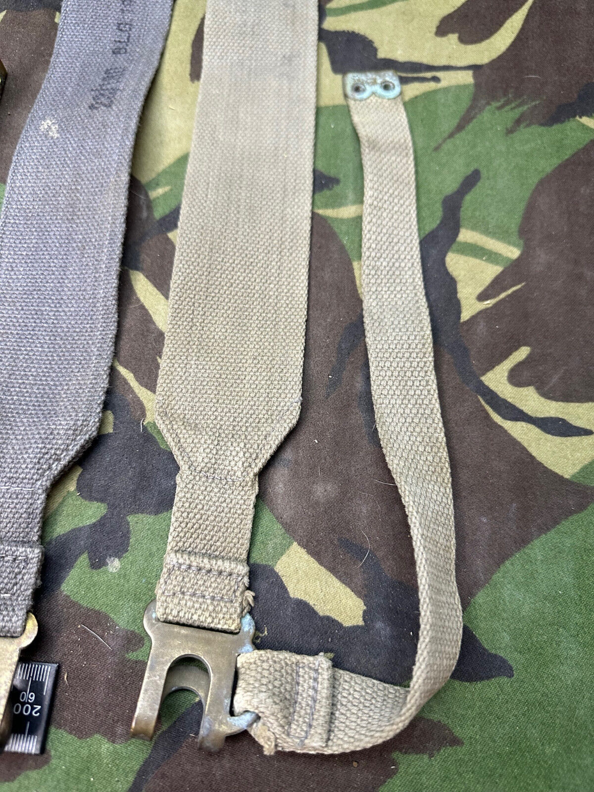 Original British Royal Air Force RAF Blue L Strap Pair - WW2 37 Pattern - The Militaria Shop