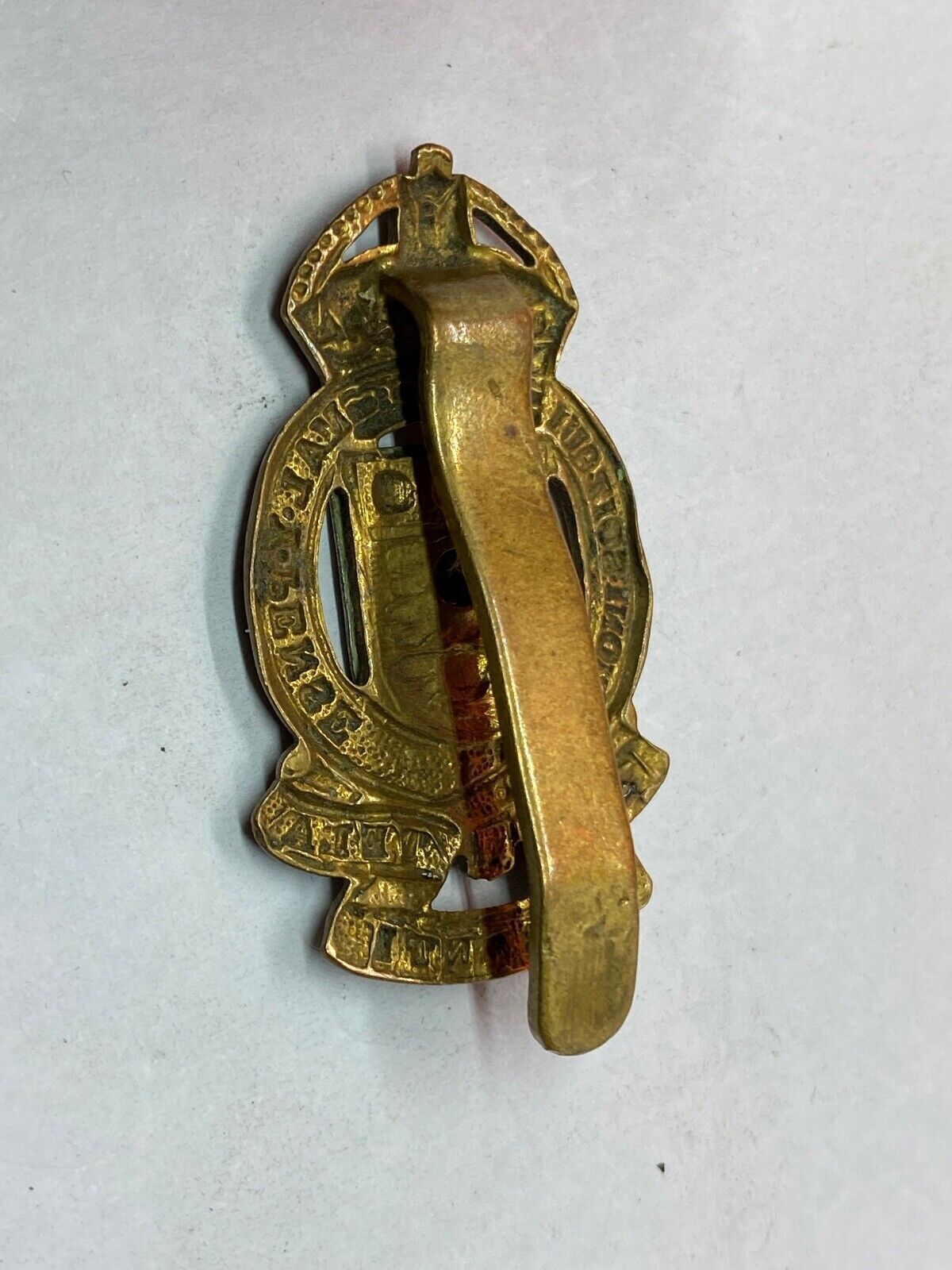 Original WW1 / WW2 British Army - Royal Army Ordnance Corps Cap Badge - The Militaria Shop