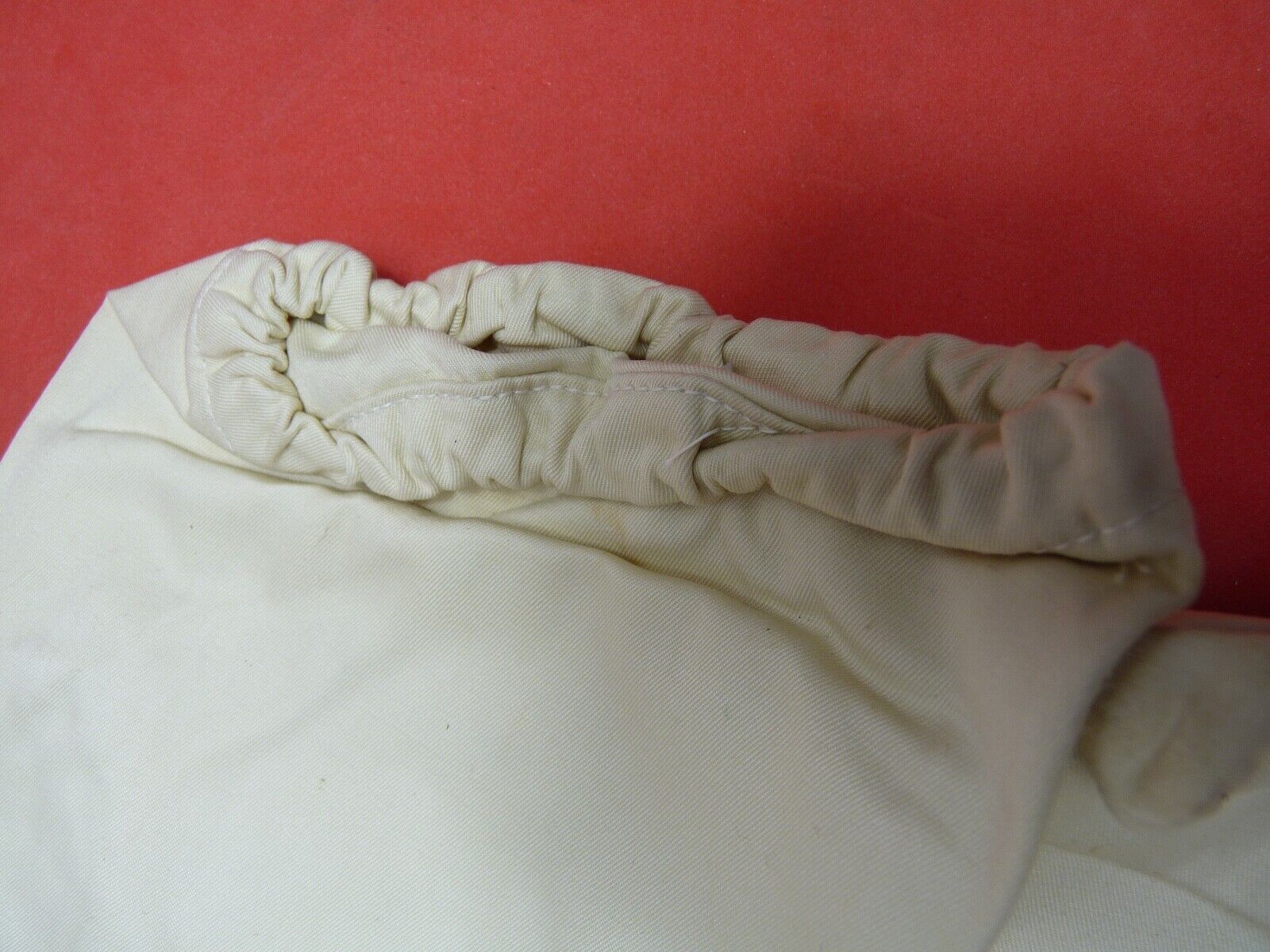 Original WW2 British Army Gunners Winter White Gloves - Dated 1941 - The Militaria Shop