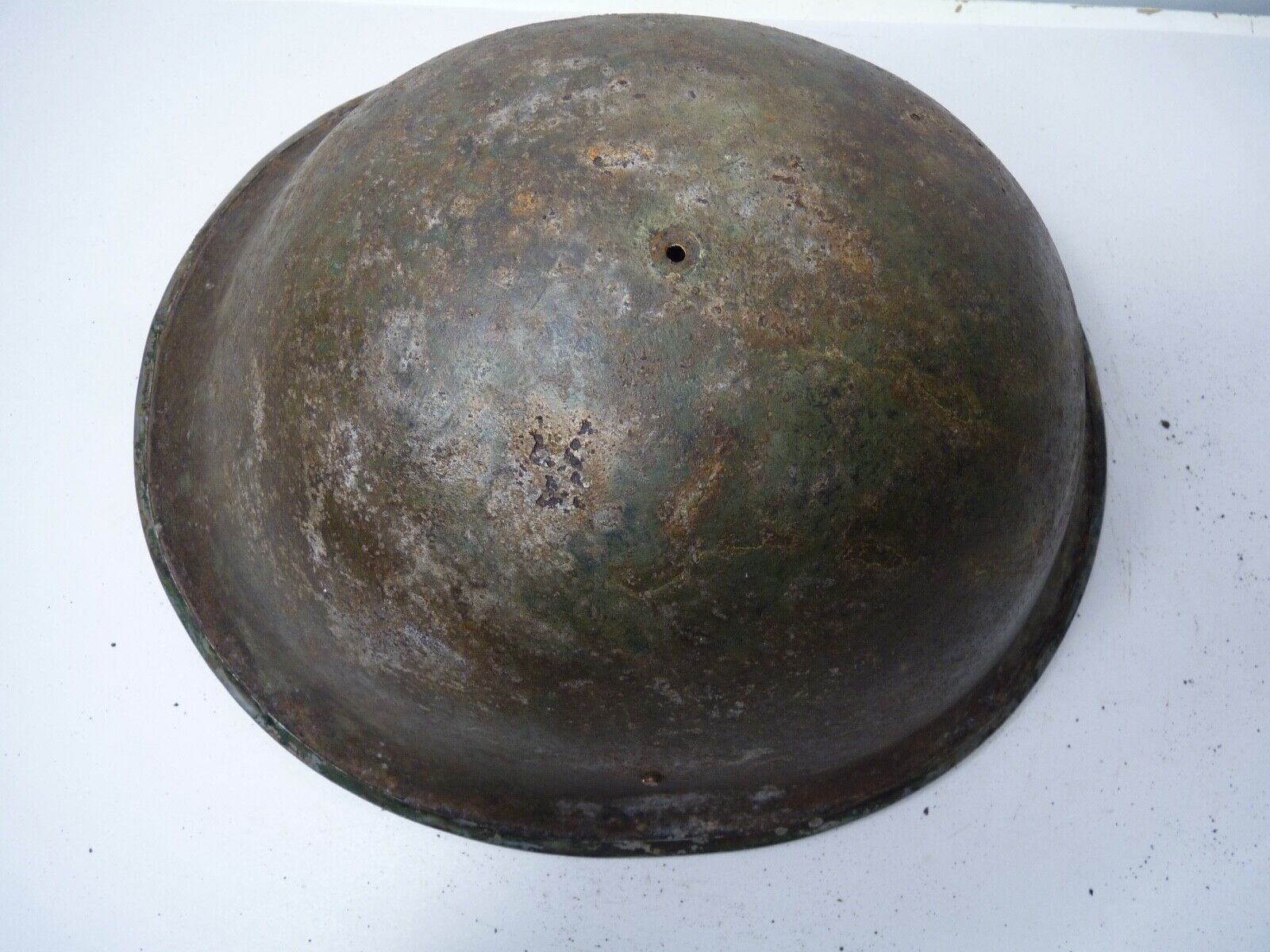 Mk3 Canadian / British Army Original WW2 Turtle Helmet High Rivet - The Militaria Shop
