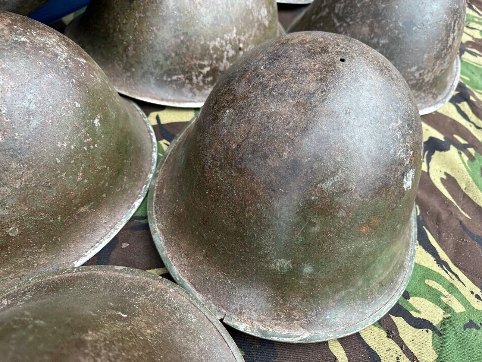 Original WW2 Canadian / British Army Mk3 Turtle Helmet - High Rivet - The Militaria Shop