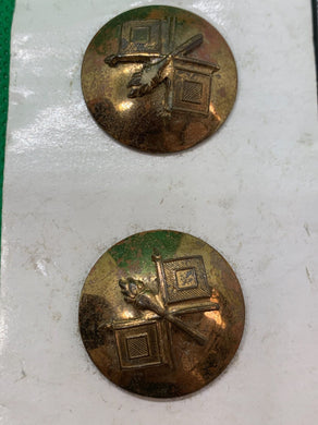 Genuine US Army Collar Disc Badges Pair - Signal Corps - The Militaria Shop