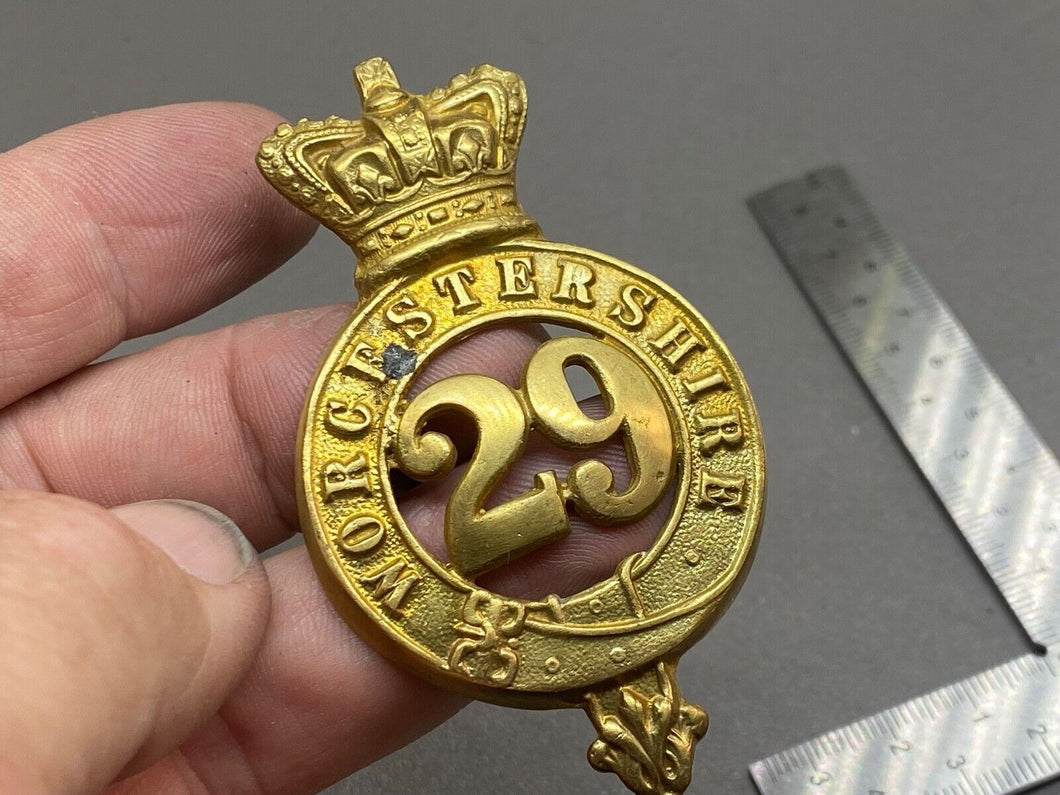 Original British Army - 29th Regiment of Foot Worcestershire Glengarry Badge - The Militaria Shop