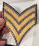 A matching pair of US Army Sergeants Stripes - in unissued condition - - - - B38 - The Militaria Shop