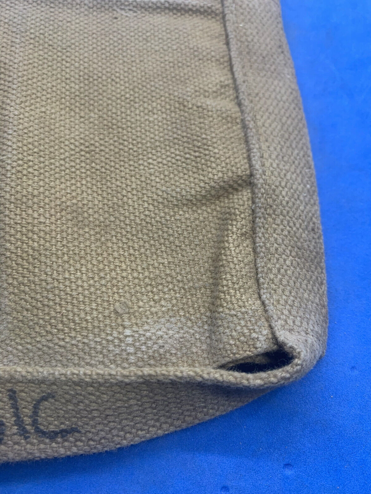 WW2 British Army / RAF 37 Pattern Webbing Water Bottle Carrier Harness Original - The Militaria Shop