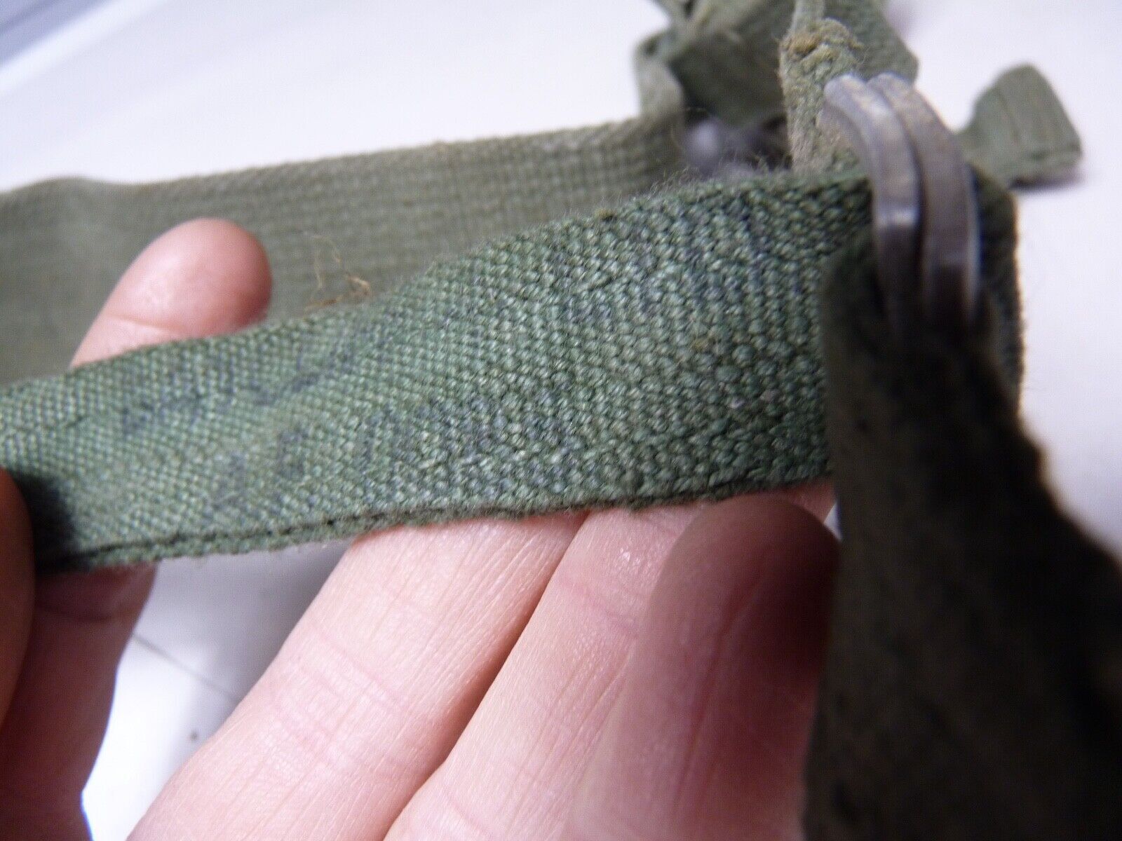 Original WW2 British Army 44 Pattern Shoulder Cross Straps Set - 1945 Dated - The Militaria Shop