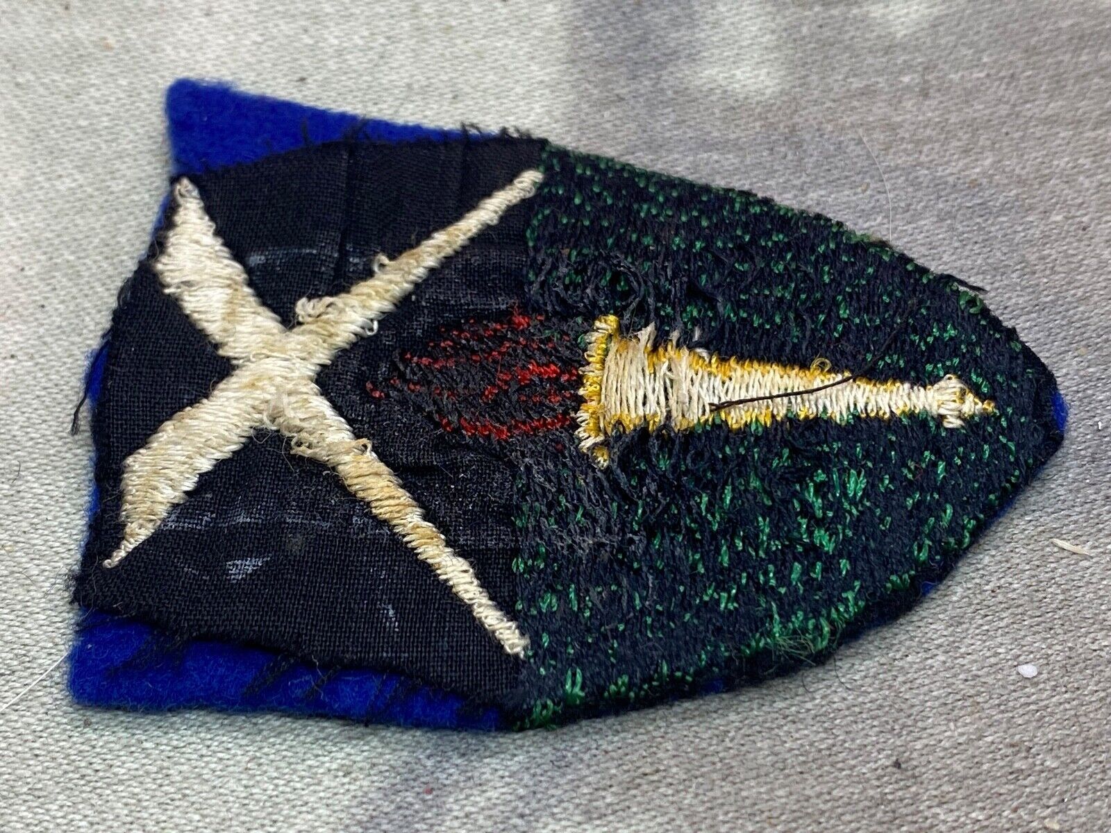 Original British Army Aldershot Southern Command Embroidered Shoulder Badge - The Militaria Shop