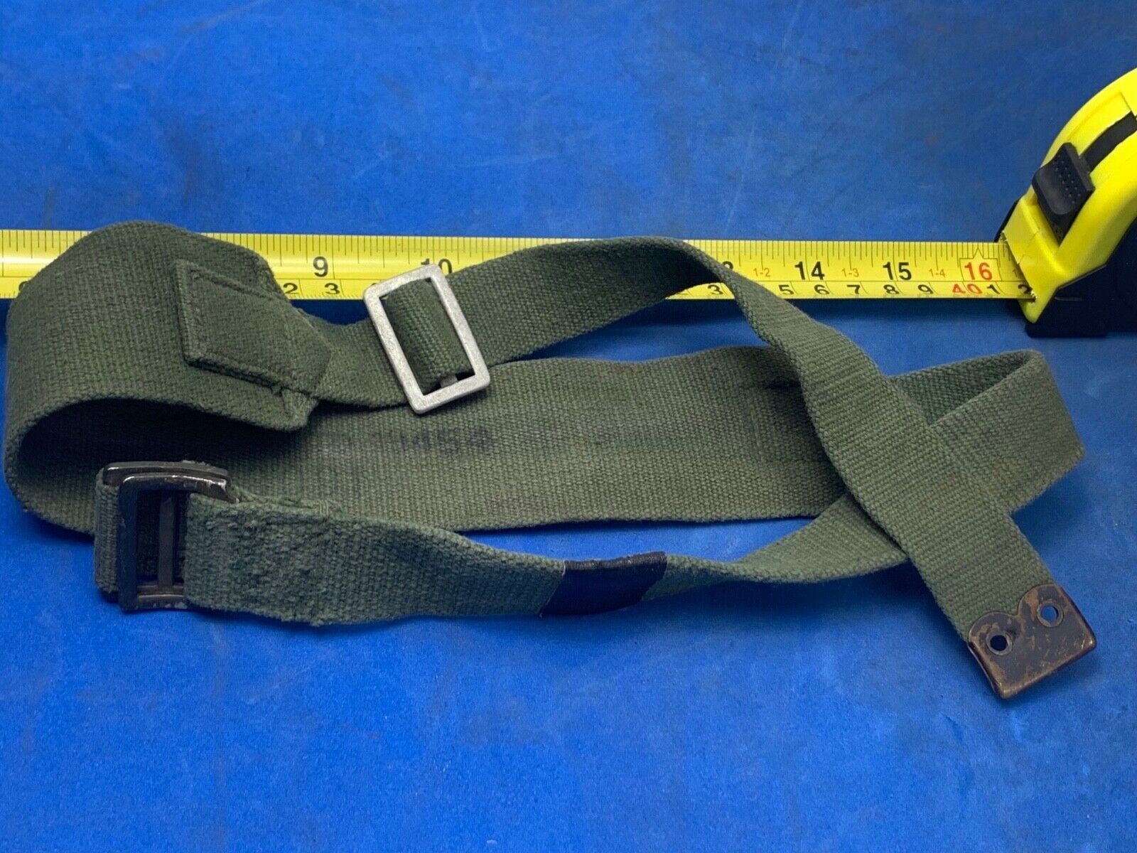 Original WW2 British Army 44 Pattern Shoulder Strap - 1945 Dated - The Militaria Shop