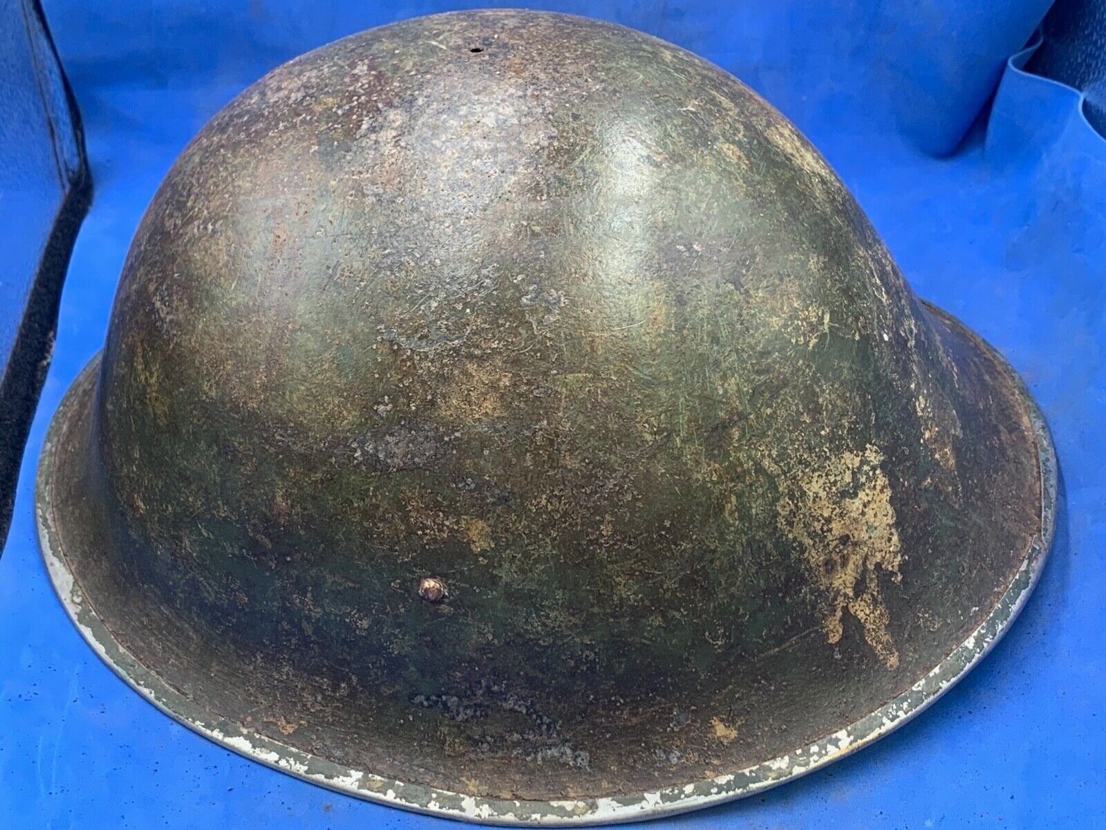 Original WW2 British Army / Canadian Army Mk3 Turtle Combat Helmet - The Militaria Shop