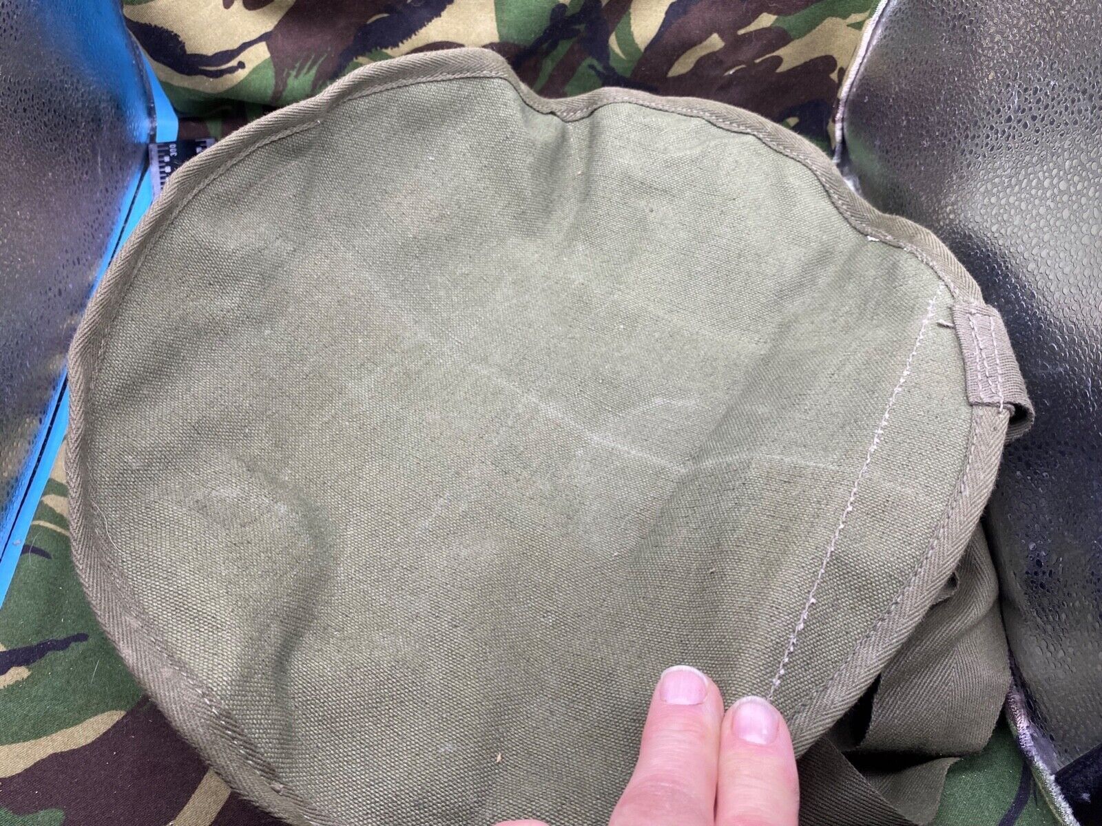 British Army 44 Pattern Water Carrying Bottle & Shoulder Strap for Medics/Gr - The Militaria Shop