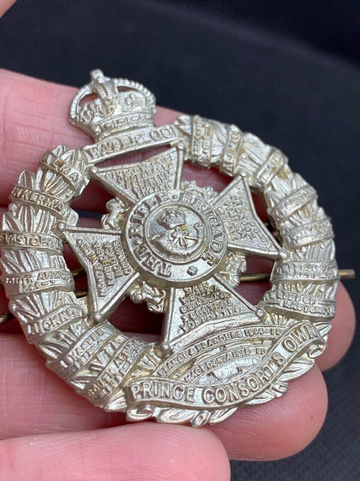 Original WW2 British Army Prince Consorts Own Brass Cap Badge - The Militaria Shop