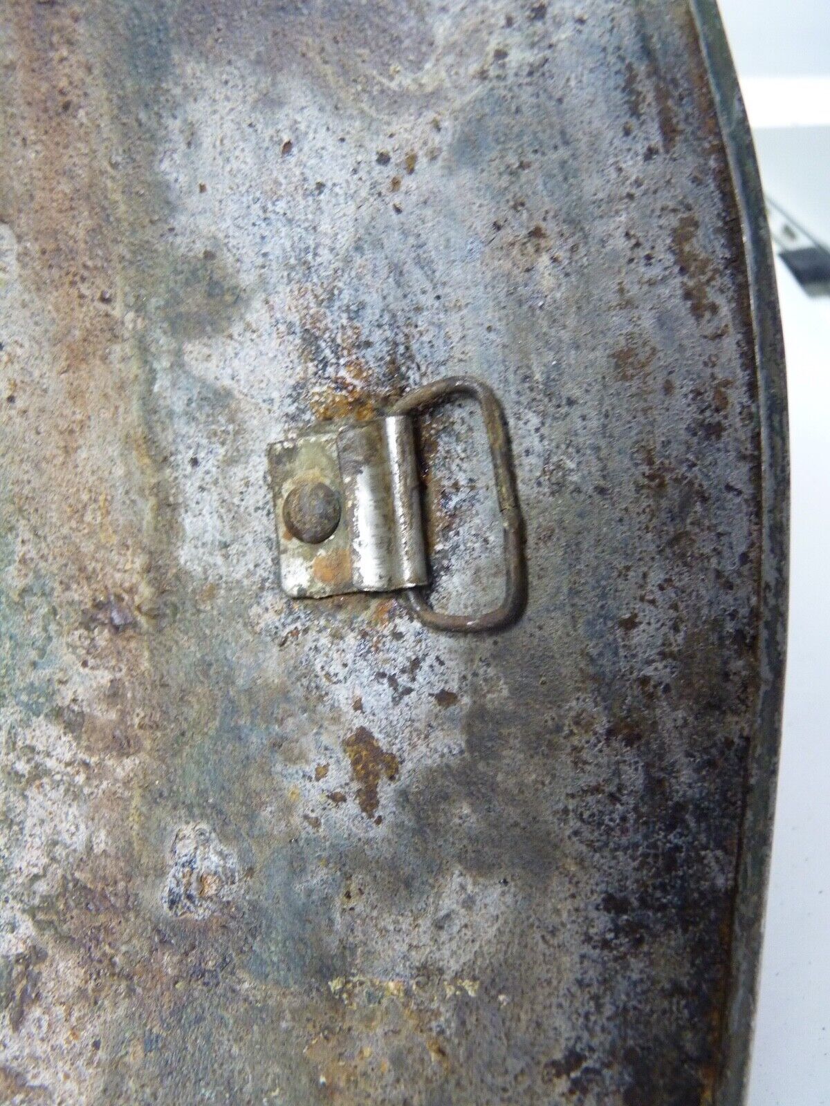 Mk3 Canadian / British Army Original WW2 Turtle Helmet High Rivet - The Militaria Shop