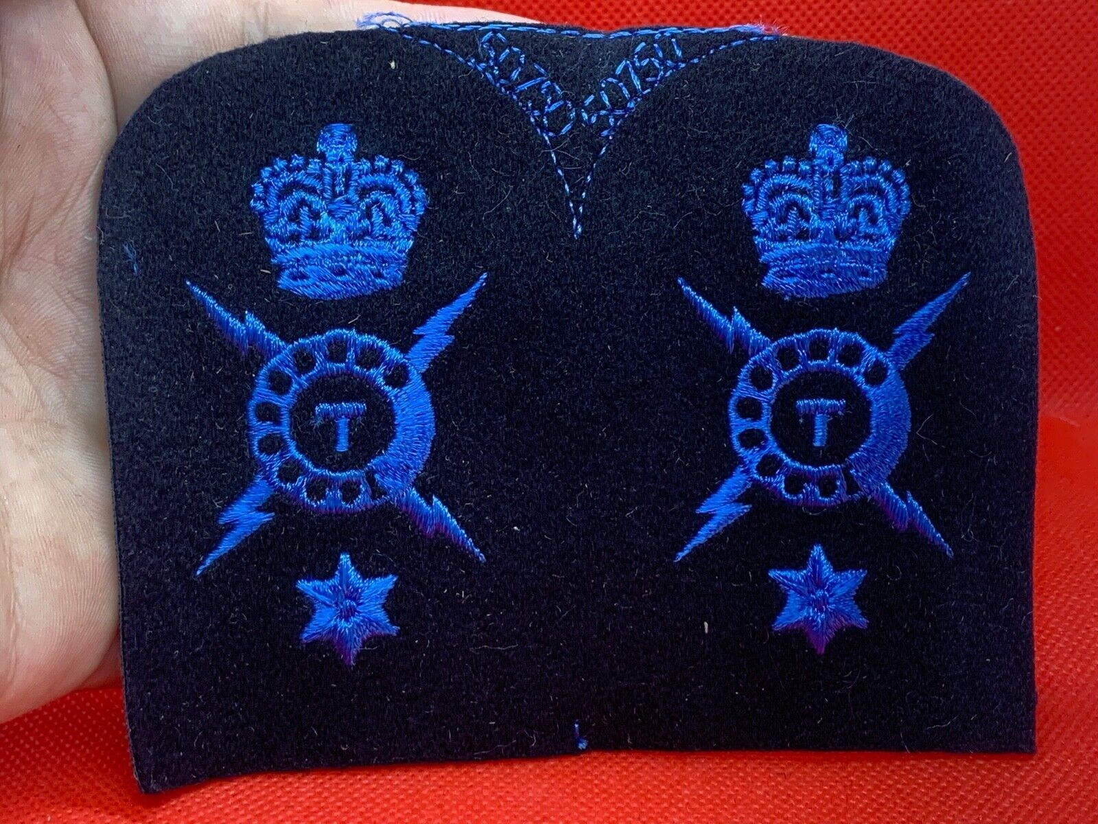 Unissued WOMEN'S ROYAL NAVY WRNs Trade Badge - Telephonist - 1 Star CPO - B - The Militaria Shop
