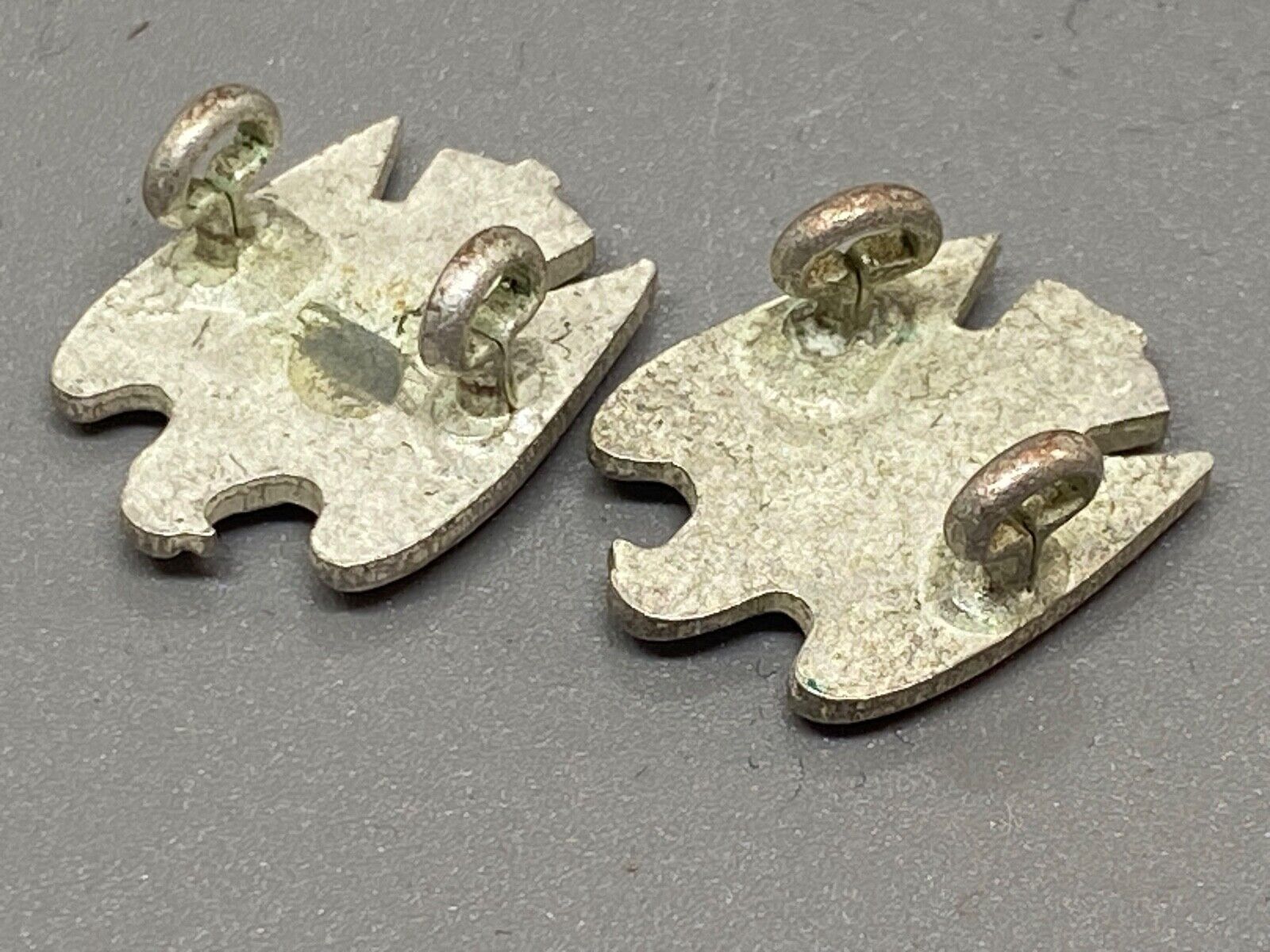 Original Pair of Egyptian Army Collar Badges with Silvered Finish - The Militaria Shop