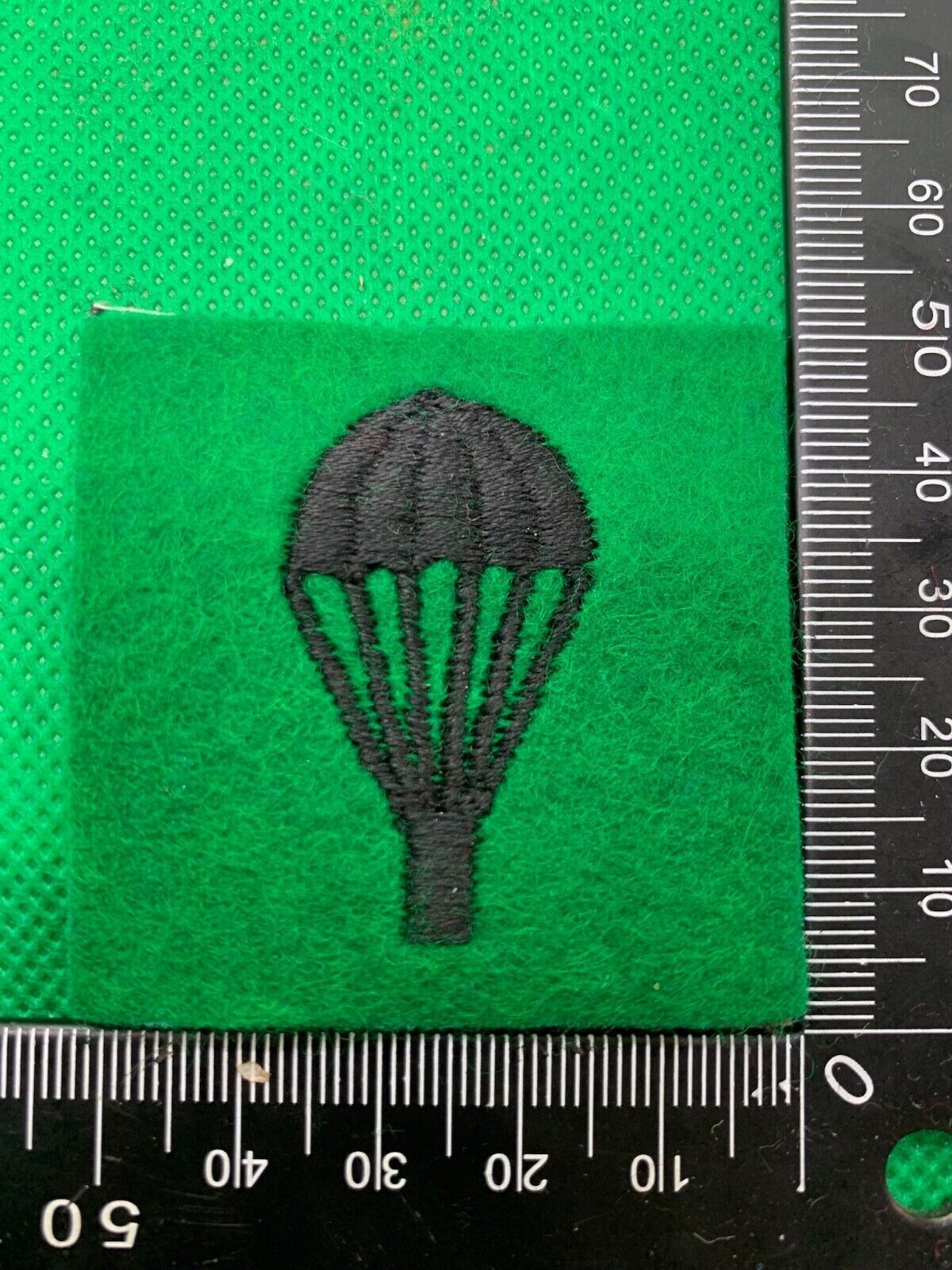 British Army Airborne Paratrooper Lightbulb Badge - Parachute Qualification - The Militaria Shop