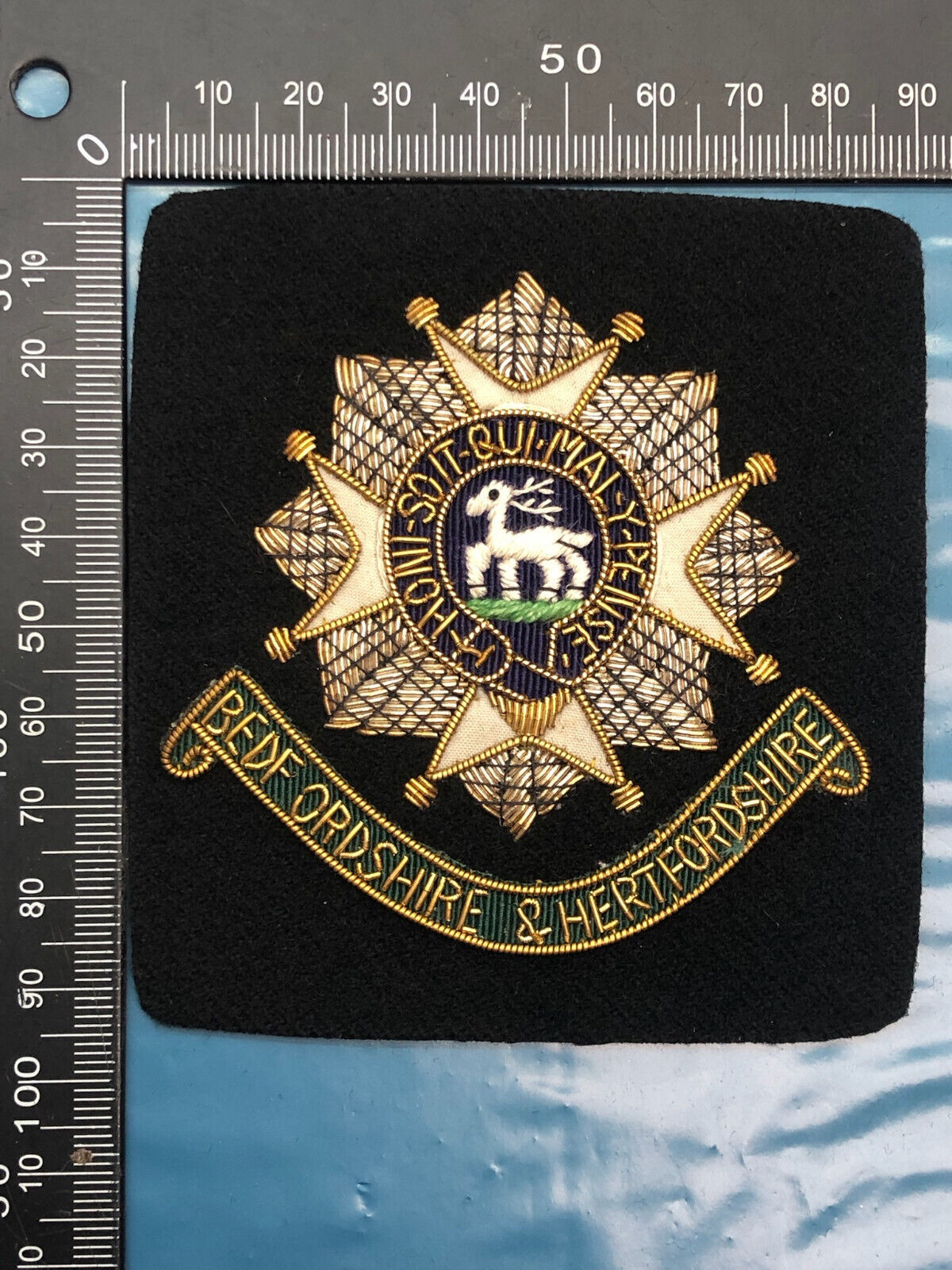 British Army Bullion Embroidered Blazer Badge - Bedfordshire & Hertfordshire - The Militaria Shop