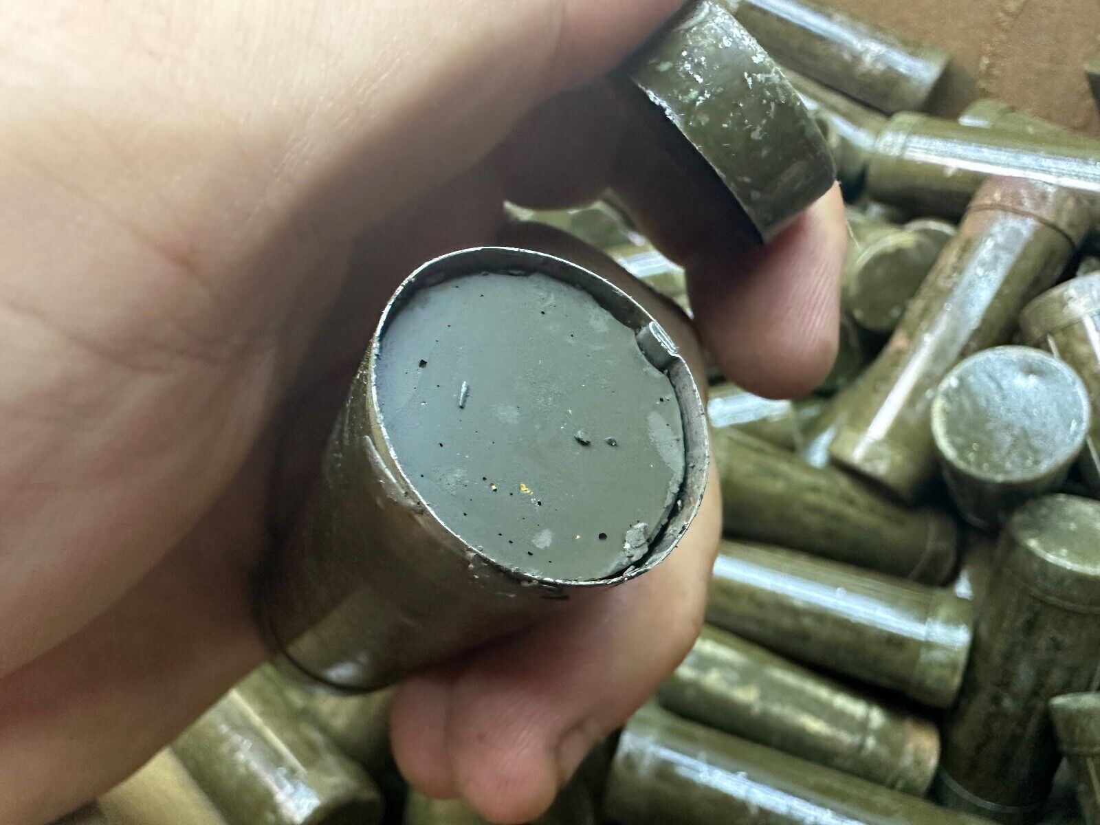 Original WW2 US Airborne / Army Green & Loam Camouflaged Face Paint - The Militaria Shop