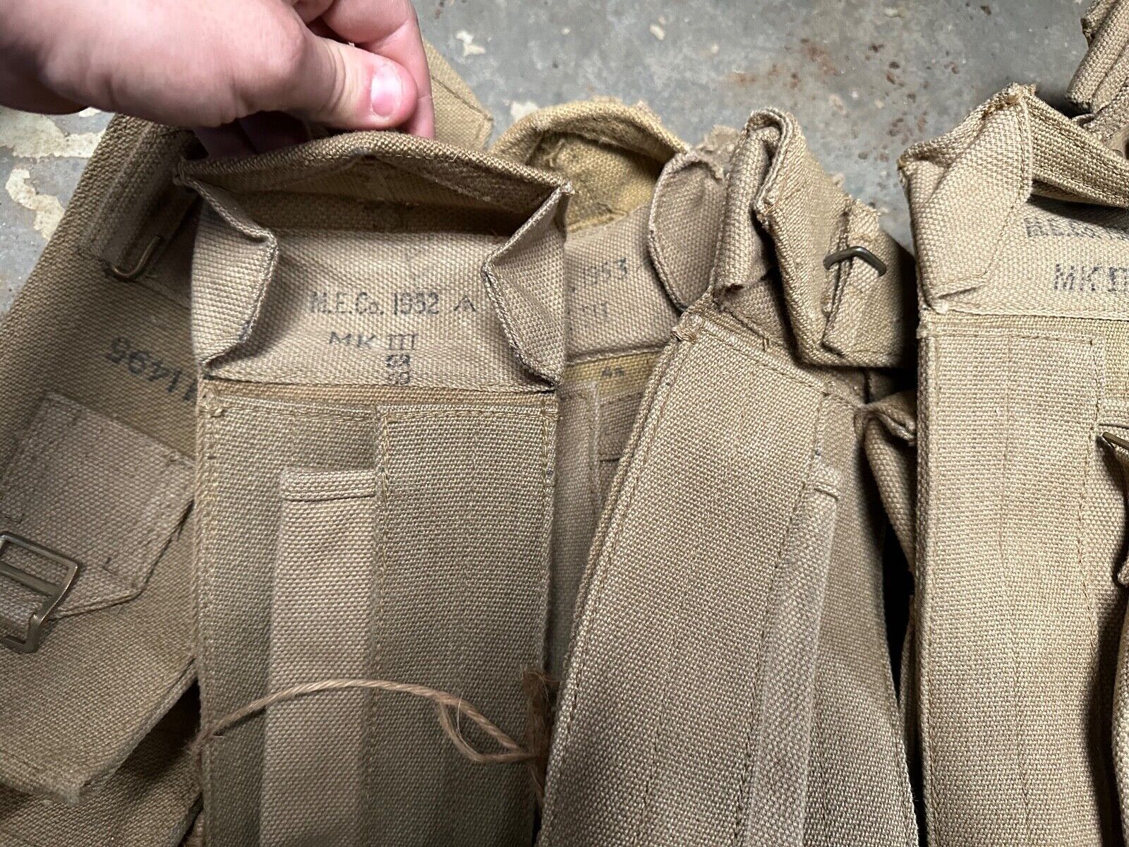 Original British Army WW2 Pattern 37 Pattern Khaki Army Bren Pouch - The Militaria Shop