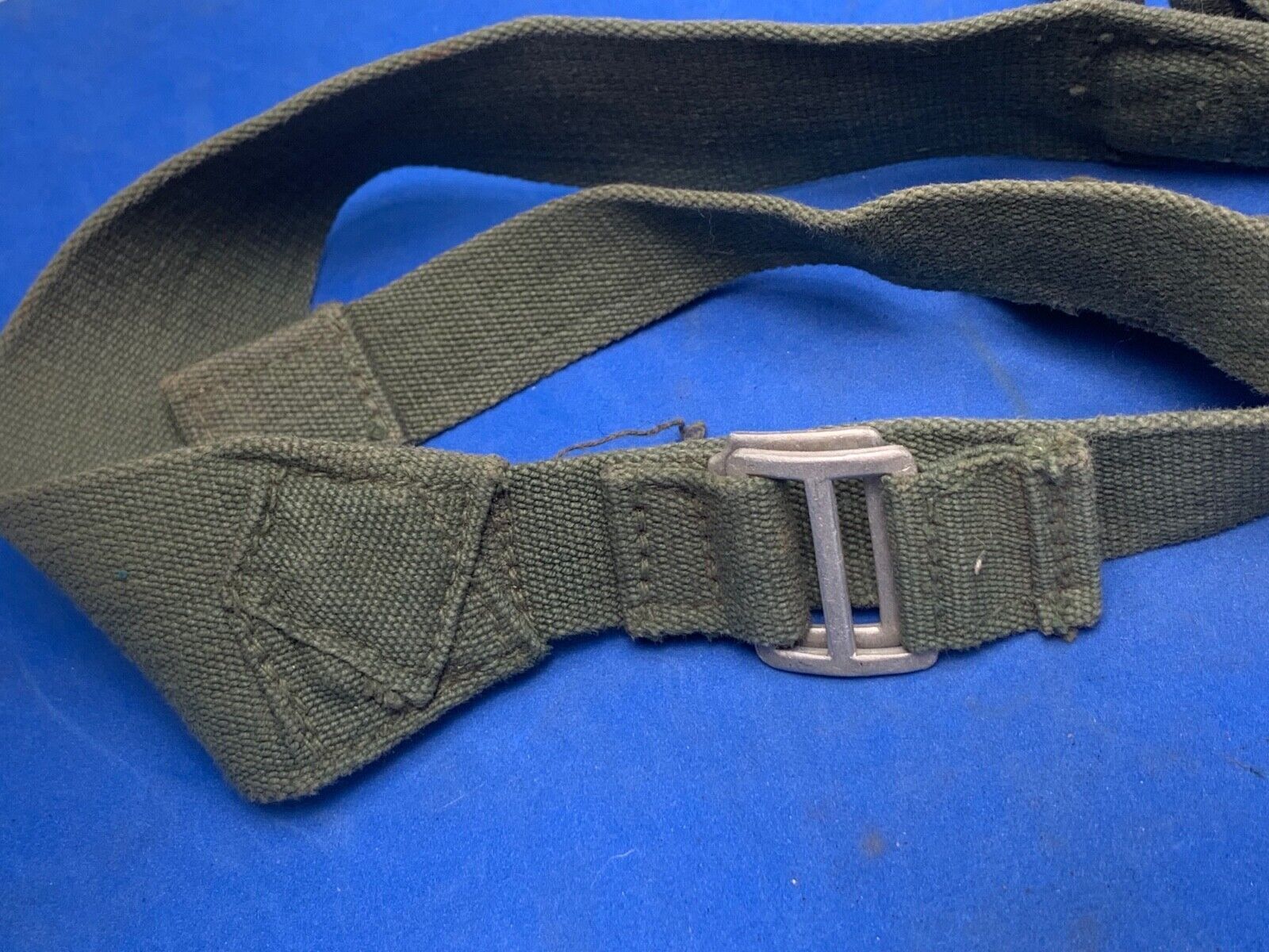 Original WW2 British Army 44 Pattern Shoulder Strap - 1945 Dated - The Militaria Shop